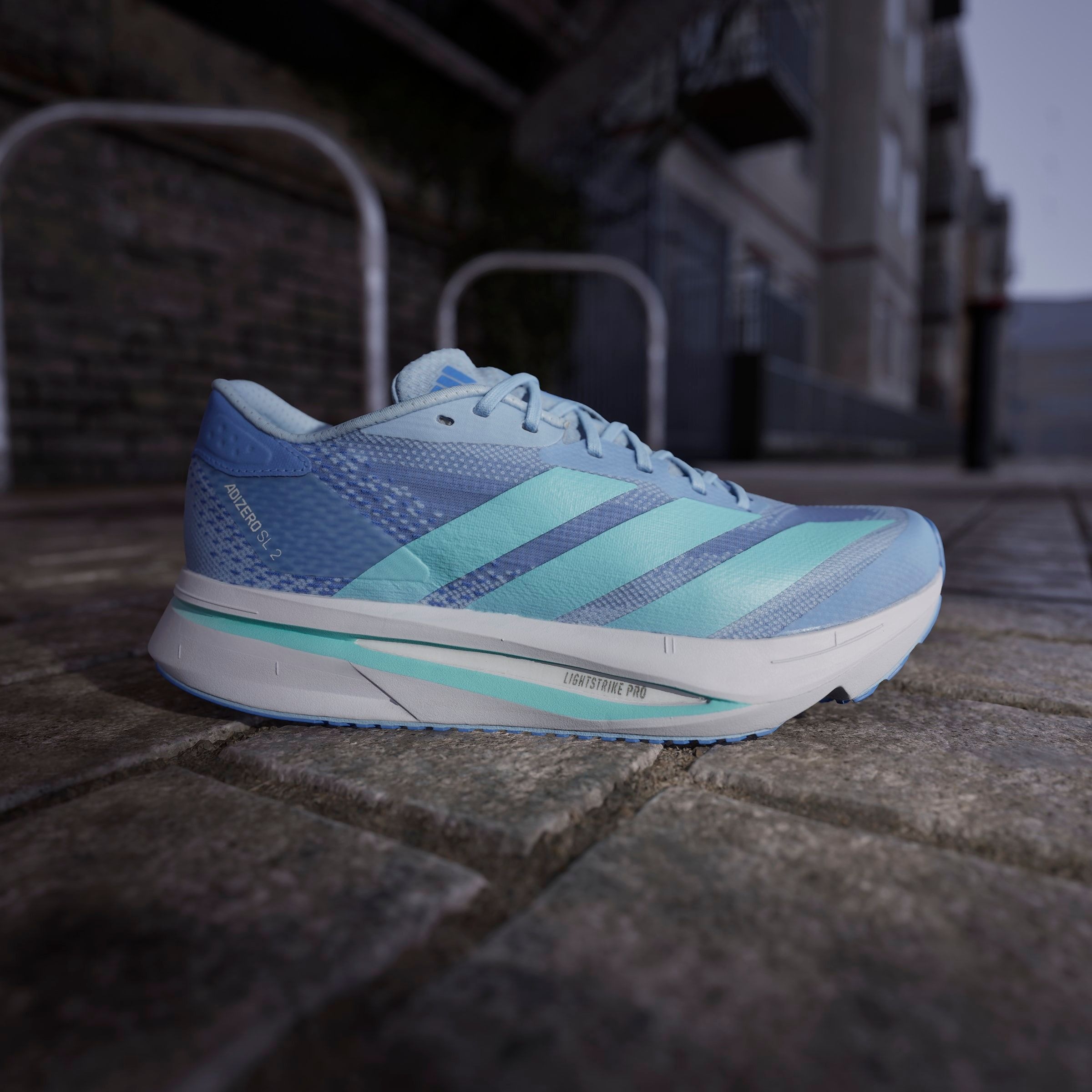 adidas Performance Laufschuh »ADIZERO SL2«, mit Lightstrike-Sohle