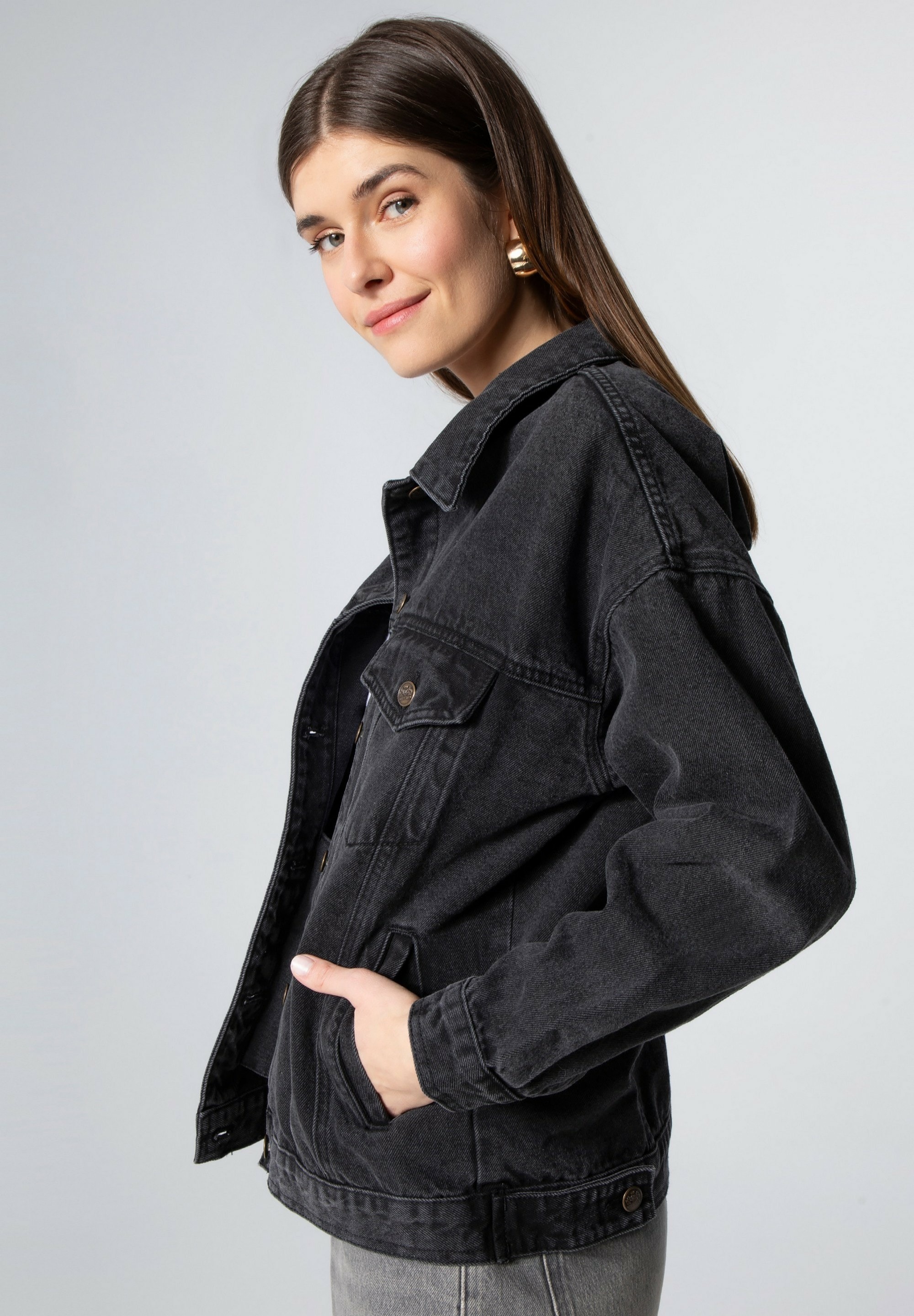 WITTCHEN Jeansjacke »Modern Classics«, ohne Kapuze, WITTCHEN Damenjacke aus Denim Oversize