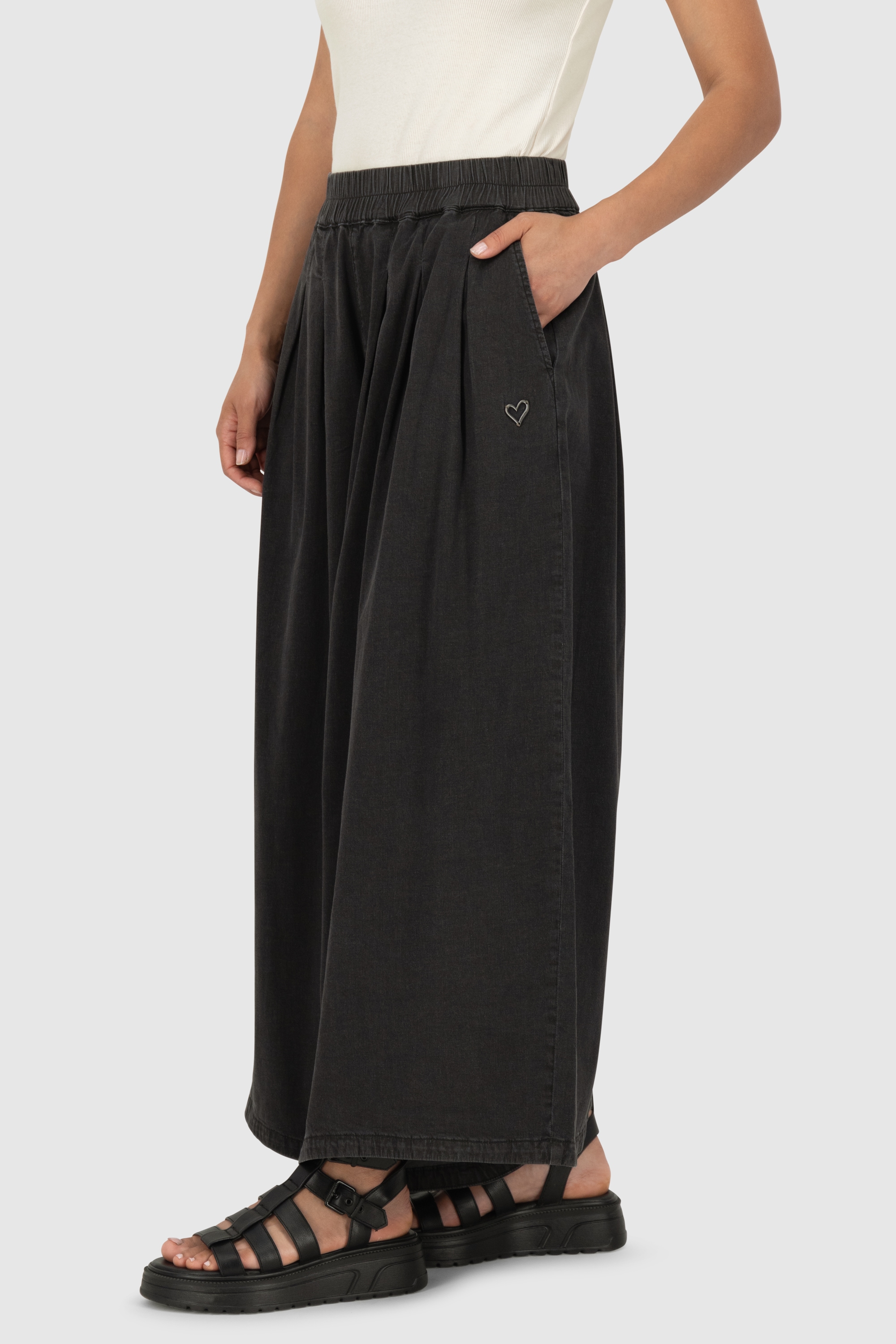 Alife & Kickin Stoffhose »Damen NadetteAK DNM A«