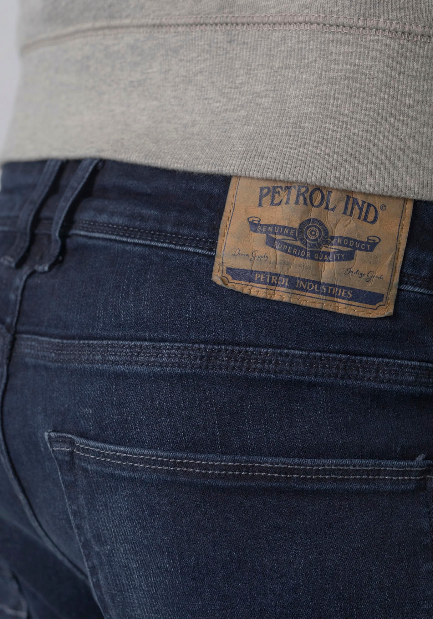 Regular-fit-Jeans PETROL INDUSTRIES "RUSSEL", Herren, Gr. 32, Länge 34, blau (schwarz faded), Denim/Jeans, Obermaterial: 86% Baumwolle, 12% Polyester, 2% Elasthan, normal, Jeans, mit Fade-out Effekten 3