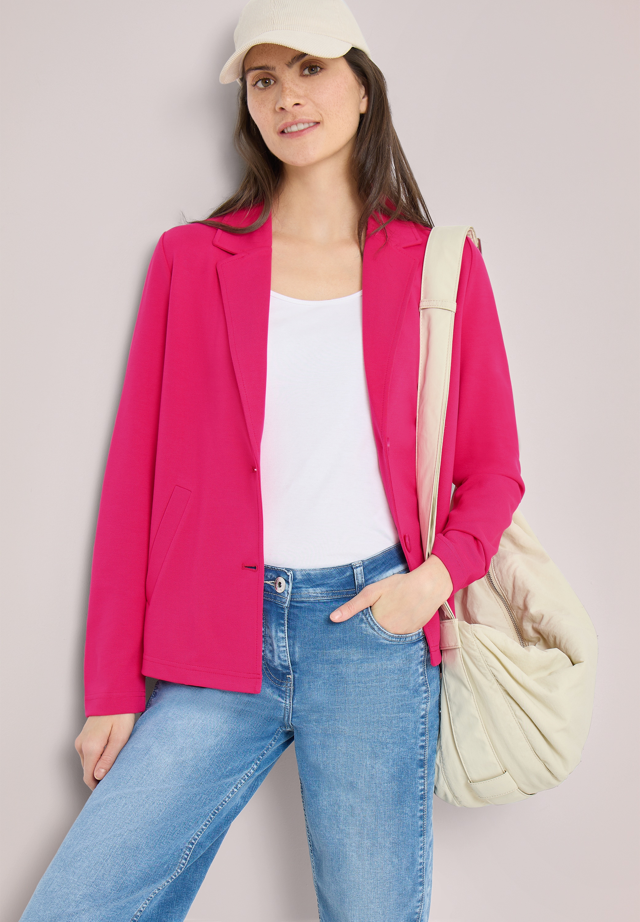 Cecil Jackenblazer im Basic-Style