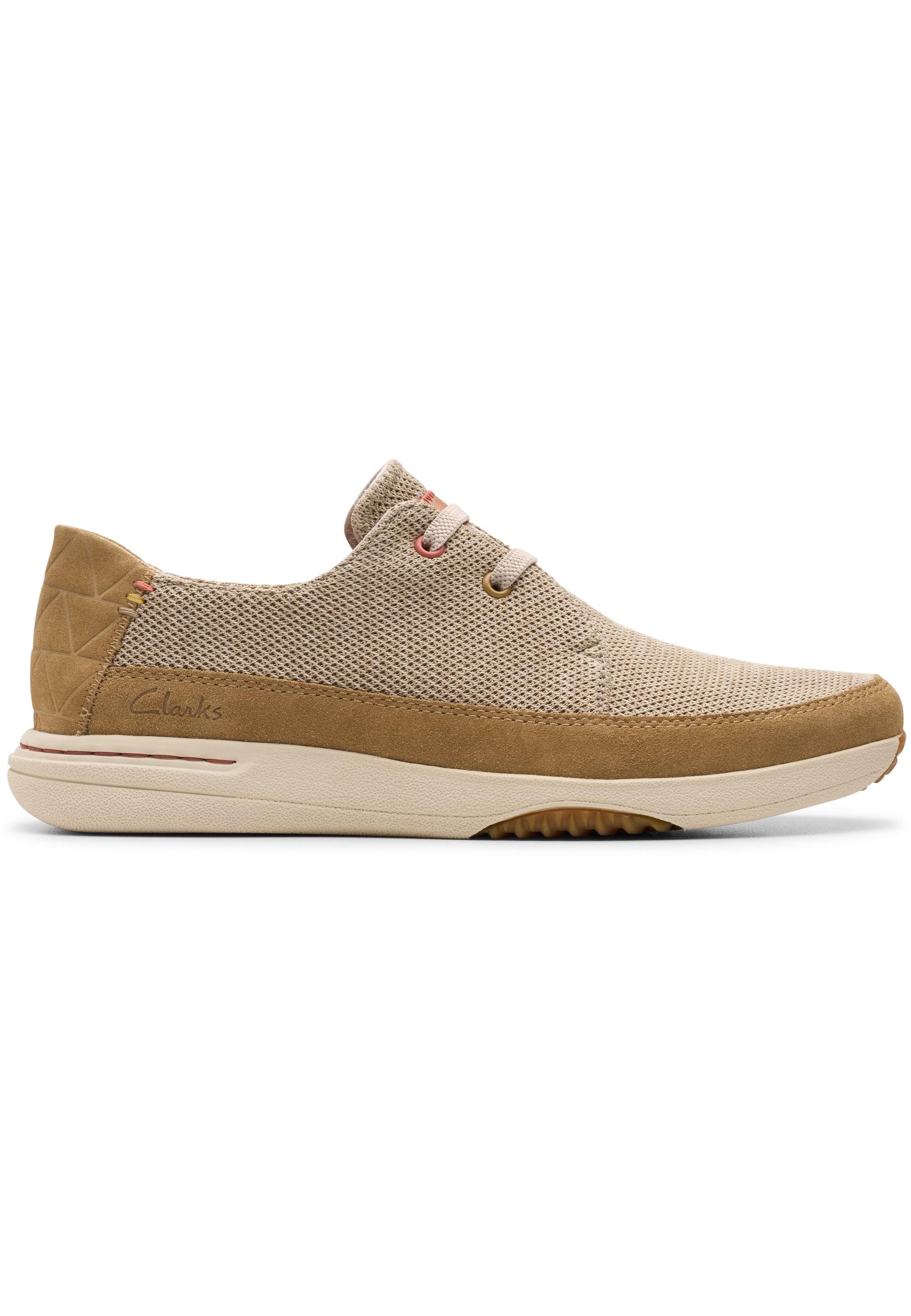 Clarks Sneaker »Easeway«  aus atmungsaktiven und leichten Materialien