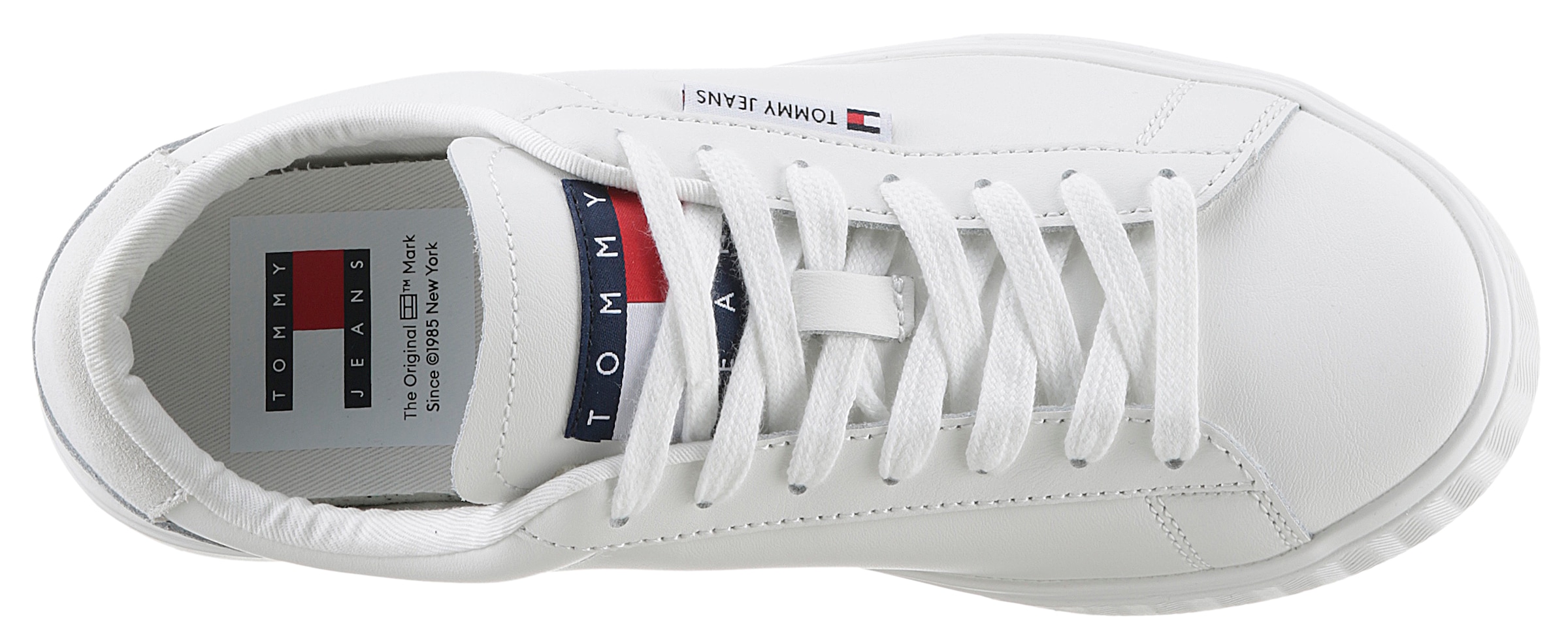 Tommy Jeans Plateausneaker »TJW CUPSOLE SNEAKER ESS«, mit Logoaufnäher an der Zunge, Freizeitschuh, Halbschuh, Schnürschuh