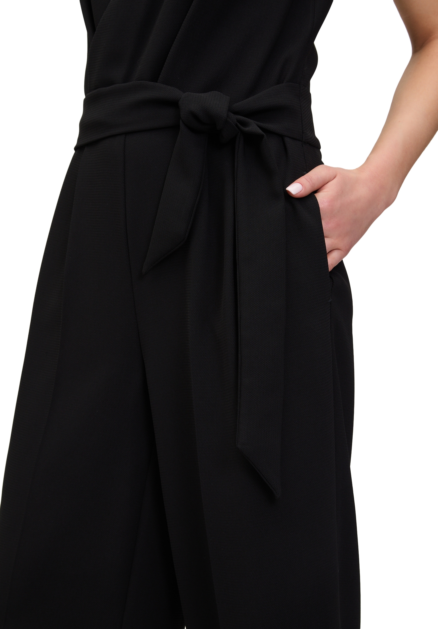 Betty&Co Overall »Betty & Co Damen Jumpsuit ohne Arm«, (1 tlg.), Falten