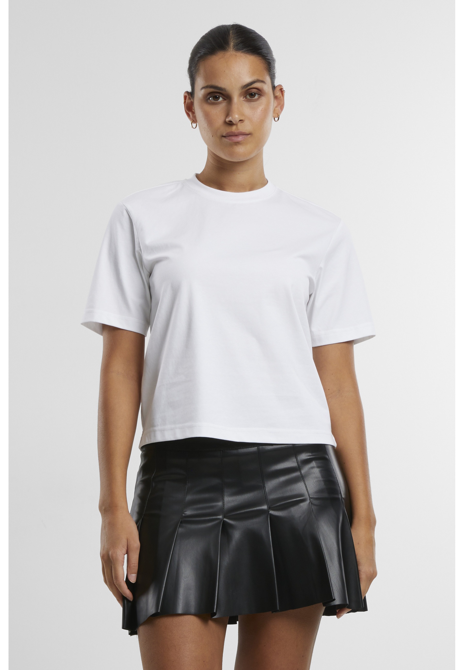 Thumbnail - URBAN CLASSICS T-Shirt "Urban Classics Ladies Sorona Loose Fit Tee" 1 Stk.