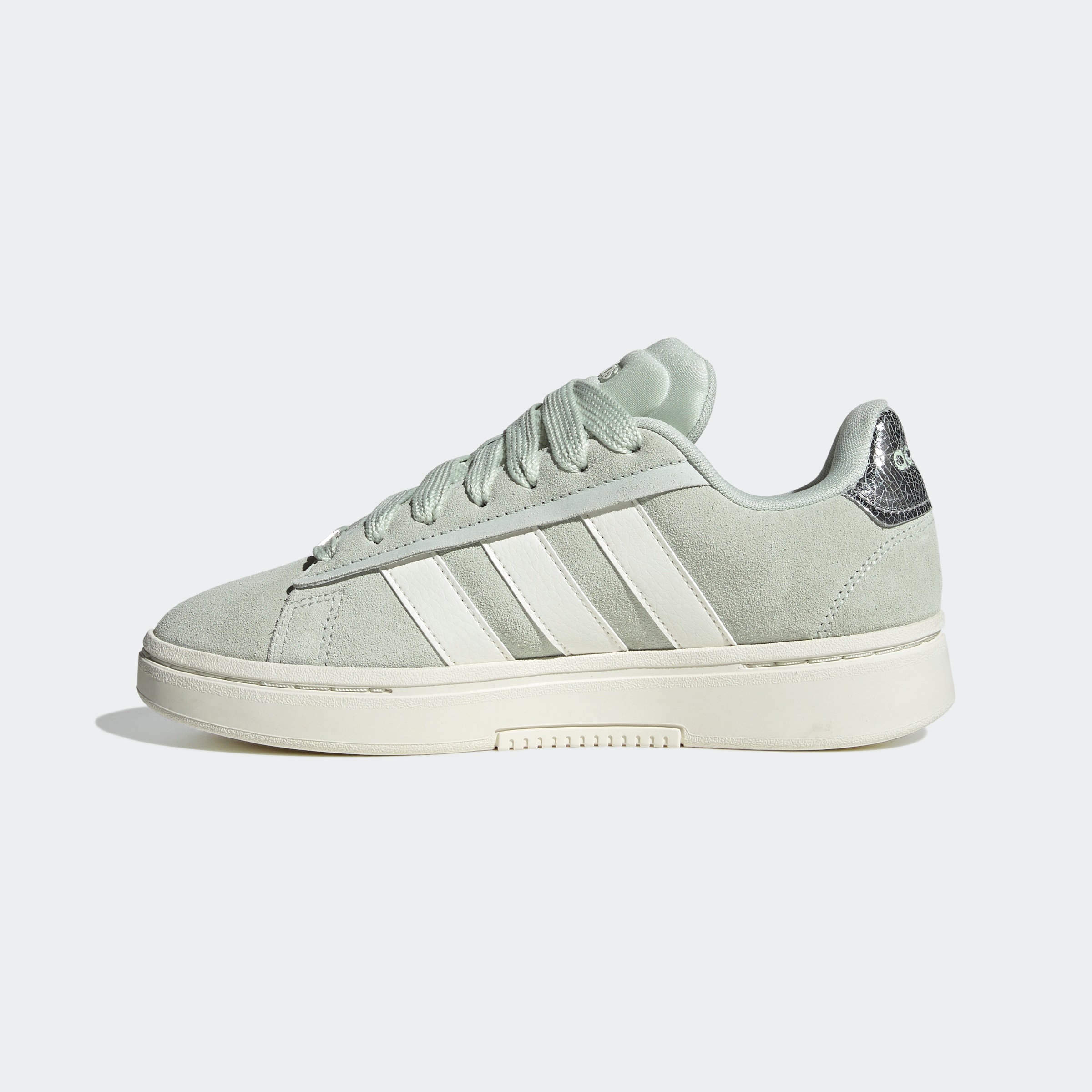 adidas Sportswear Sneaker »GRAND COURT ALPHA 00S«, Design inspiriert vom adidas Campus 00
