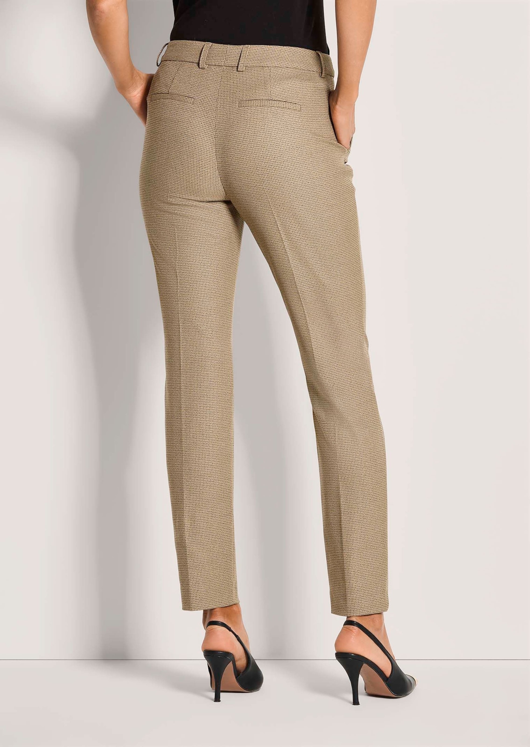 MADELEINE Stoffhose »Chinohose Mid Waist Chinohose mit Bügelfalten«