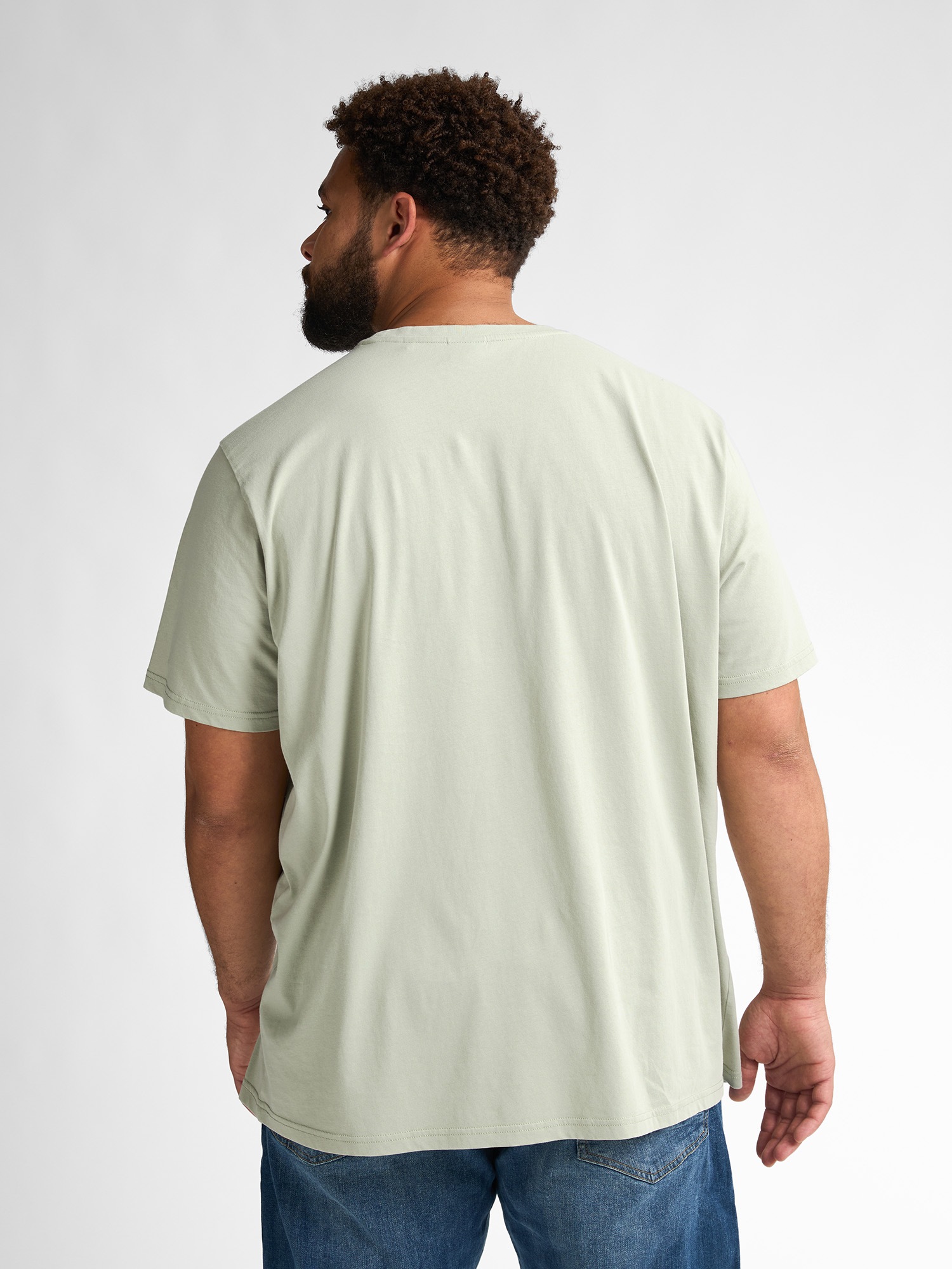 Petrol Industries Rundhalsshirt, mit Logo Stickerei