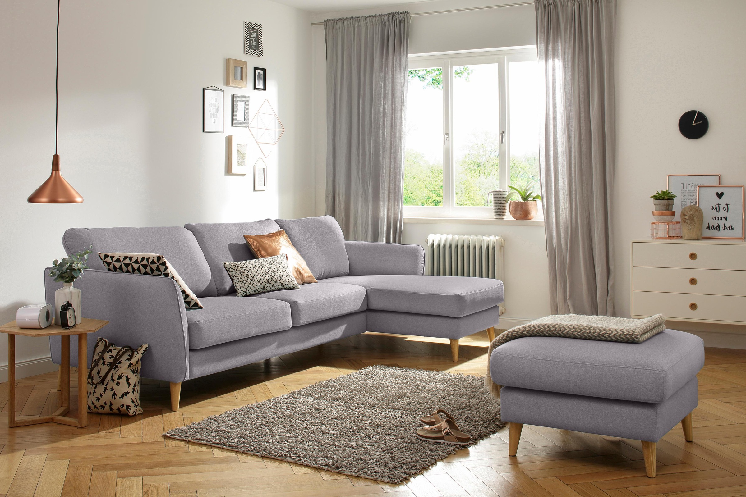 Home affaire Ecksofa »MARSEILLE (279/152cm),L-Form, Rec. rechts/links, verschiedene Bezüge«, Massivholzbeine Eiche, Landhausstil, Wellenunterfederung