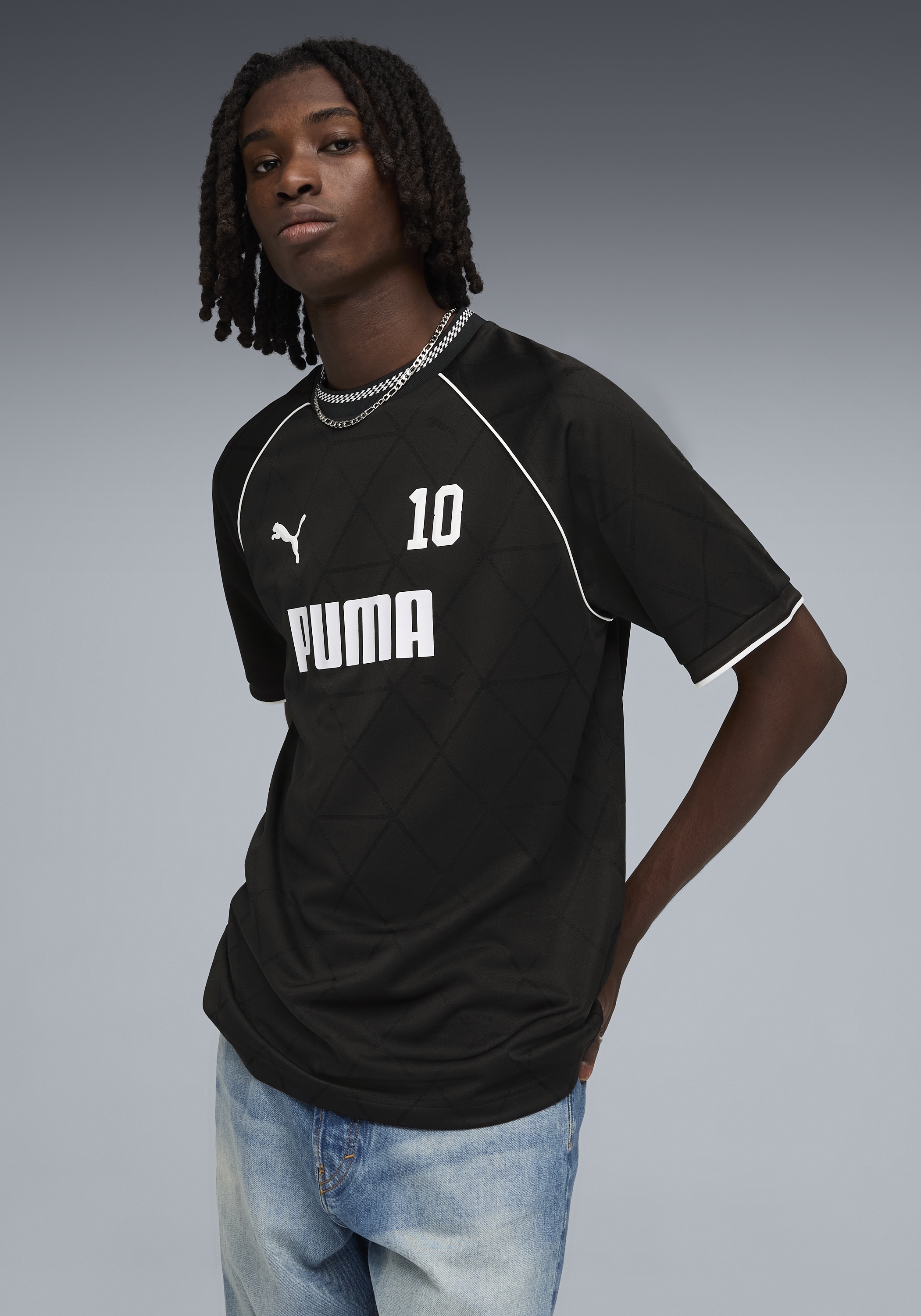 PUMA "SPORT PINNACLE FOOTBALL JERSEY" atmungsaktives Material, mit DryCELL-Technologie