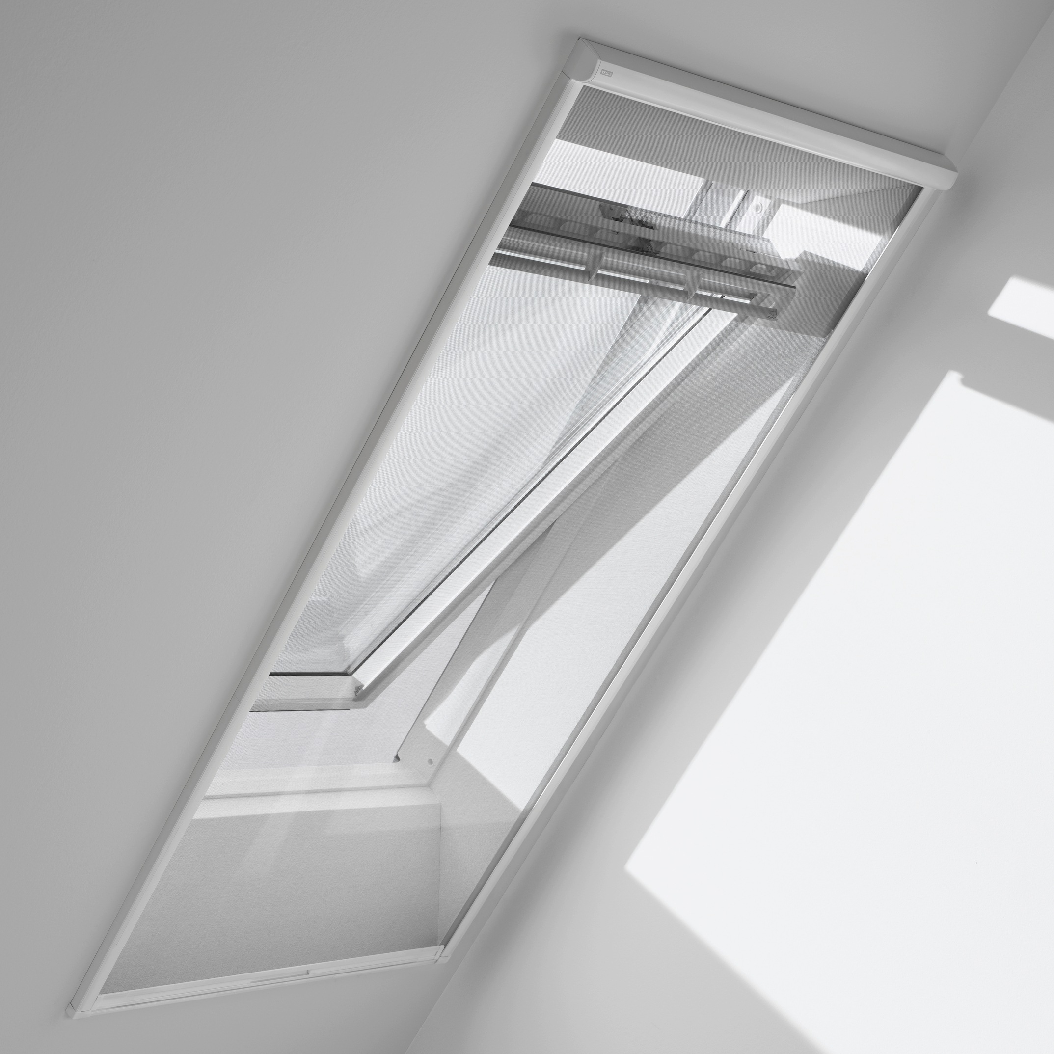 VELUX Insektenschutzrollo »für Dachfenster, ZIL UK10 0000SWL«, transparent, Insektenschutz, für max. Dachausschnitt: 1285 x 2400 mm