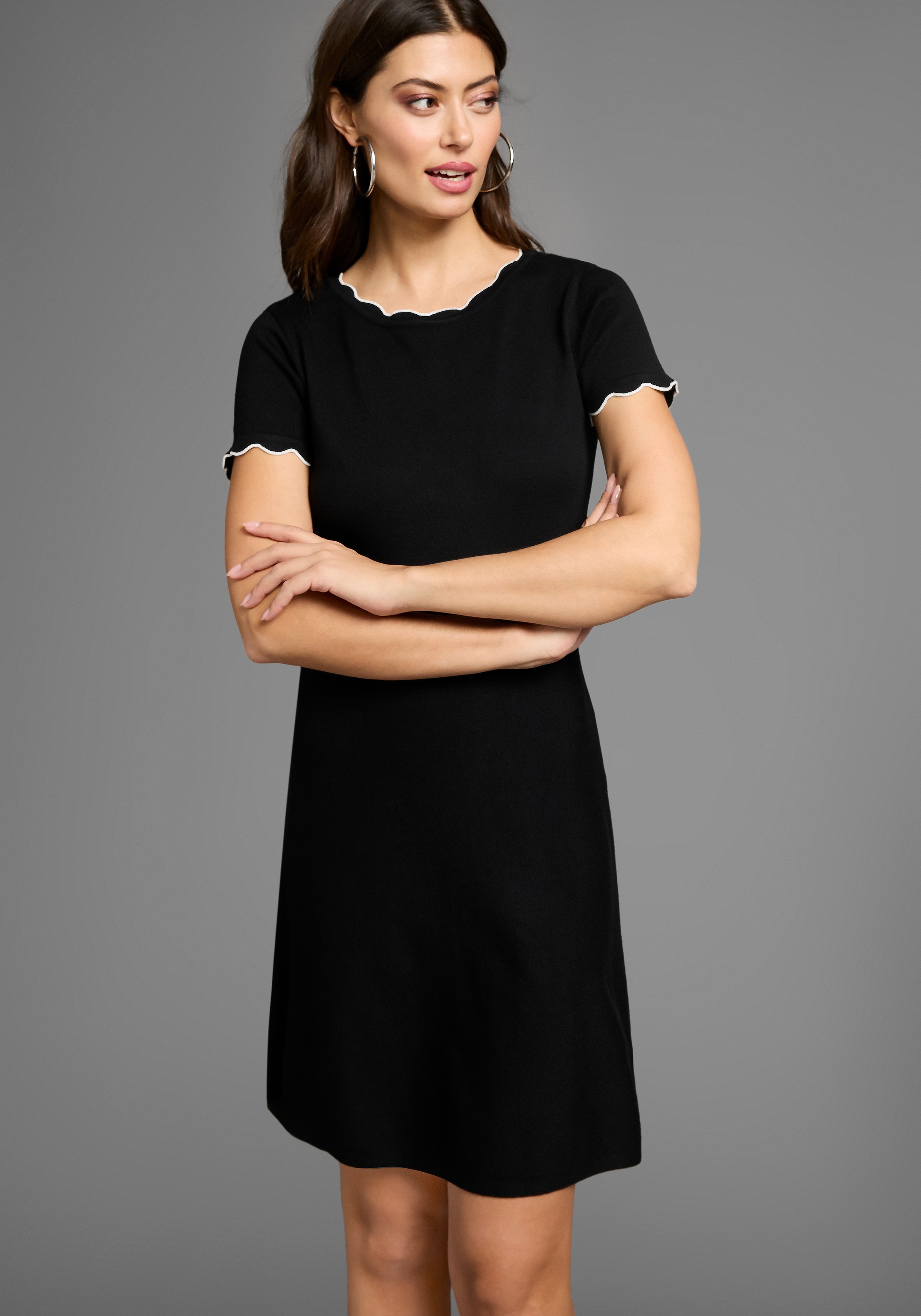 Laura Scott Strickkleid, mit kontrastiger Wellenkante und Kurzarm günstig online kaufen