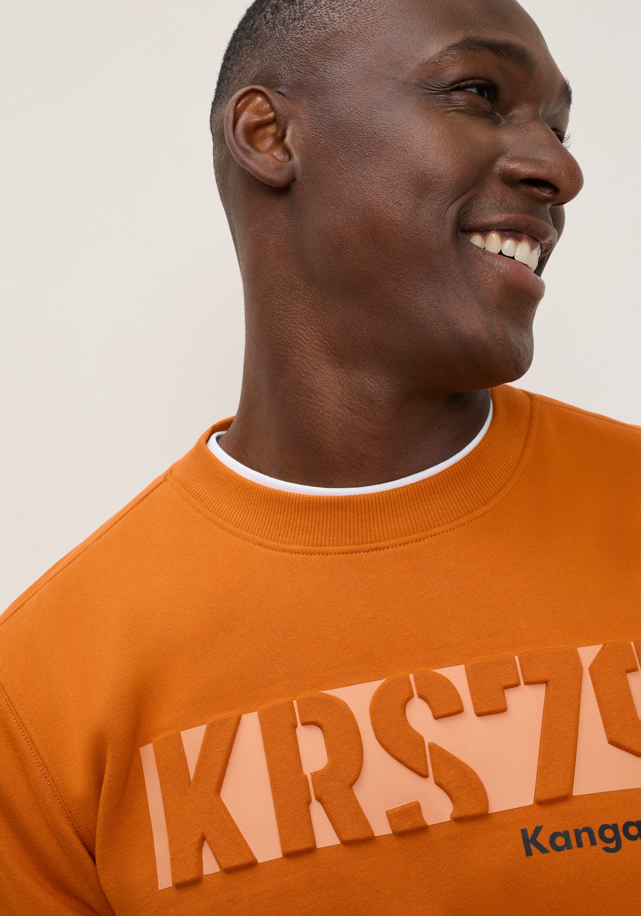 KangaROOS Sweatshirt , mit Rundhalsausschnitt, Langarm, aus Baumwolle und Polyester
