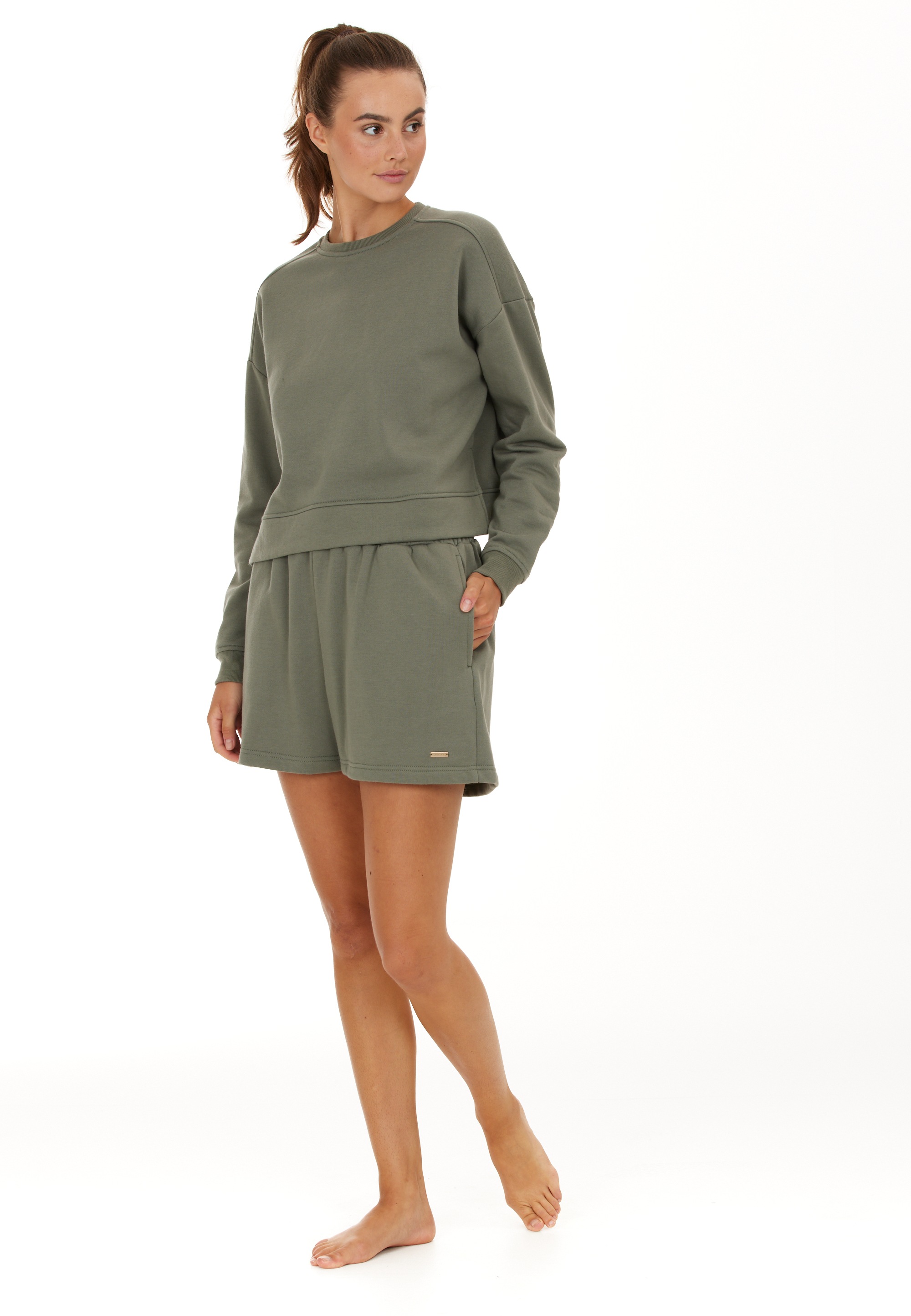 ATHLECIA Shorts "Aya", mit atmungsaktiver Eigenschaft günstig online kaufen