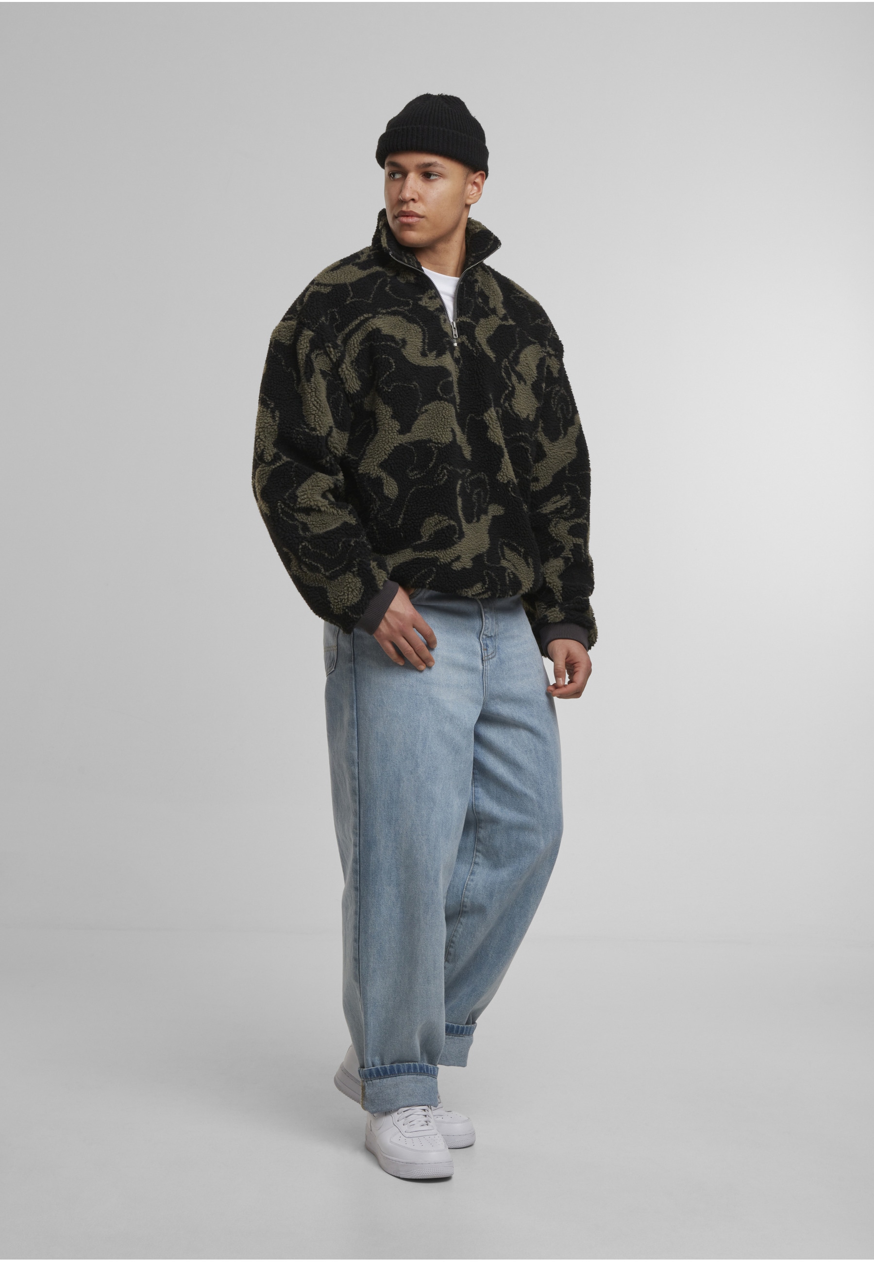 URBAN CLASSICS Sweater »Urban Classics Oversized Pattern Teddy Troyer«, 1 Stk.

