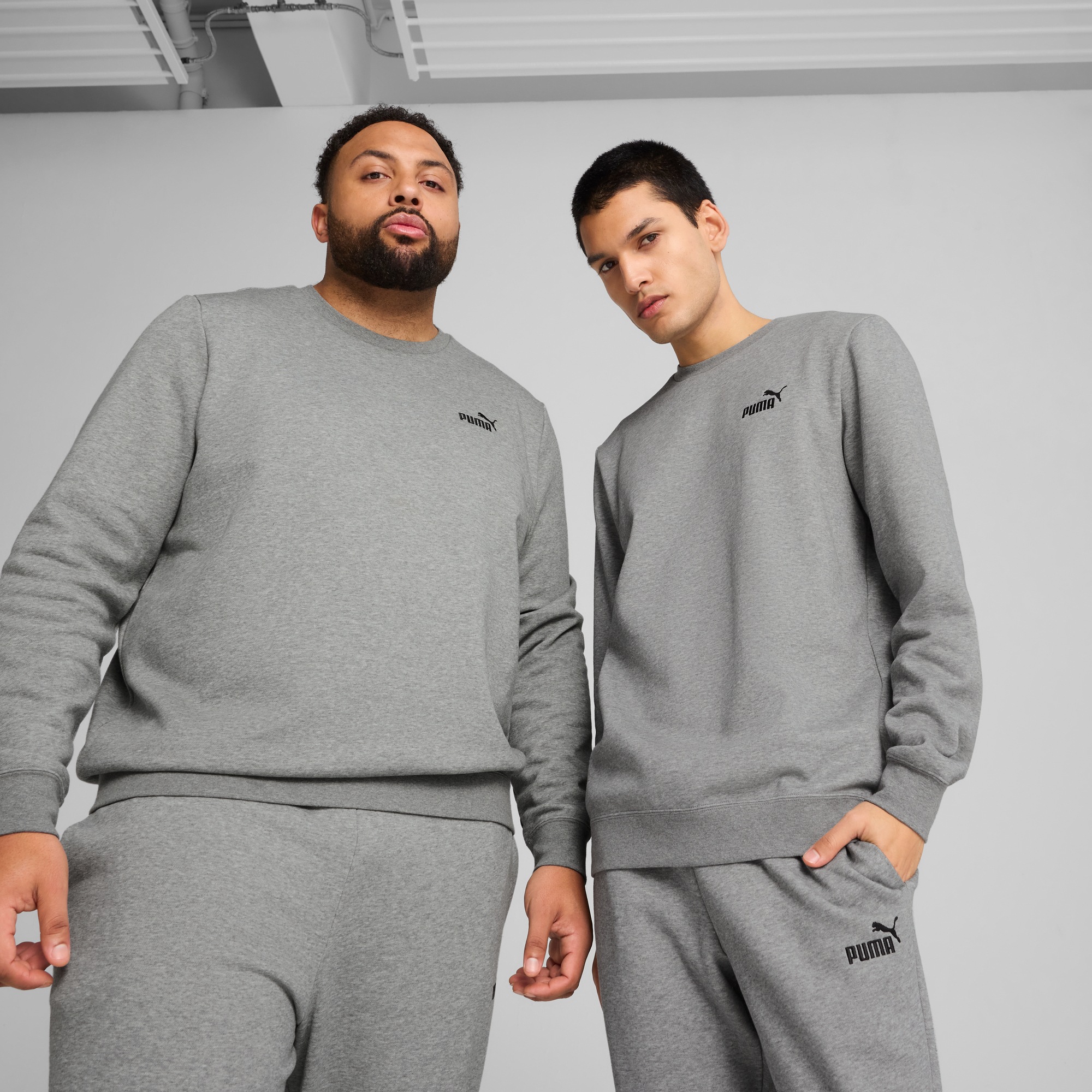 PUMA Langarmshirt "ESS SMALL NO. 1 LOGO CREW FL" günstig online kaufen