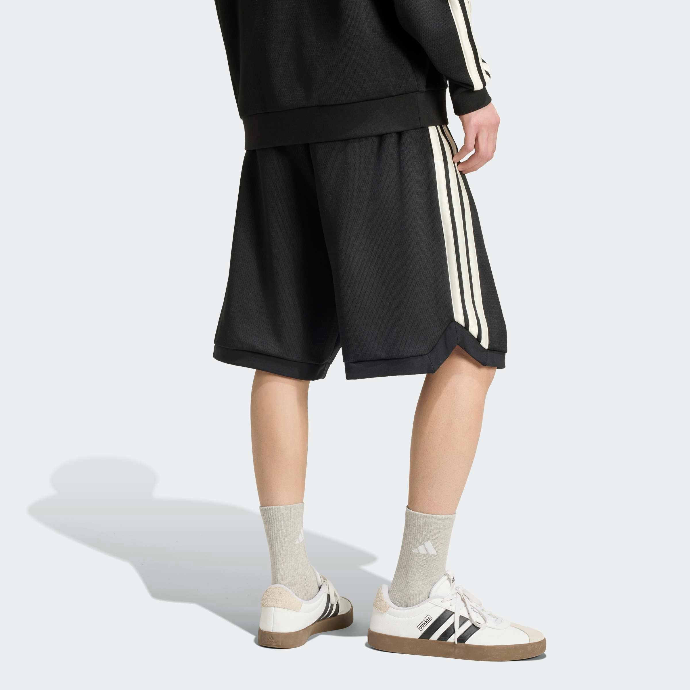 adidas Sportswear Shorts »STADIUM«  normal-weite Passform, sportlich, aus Polyester, ohne Verschluss