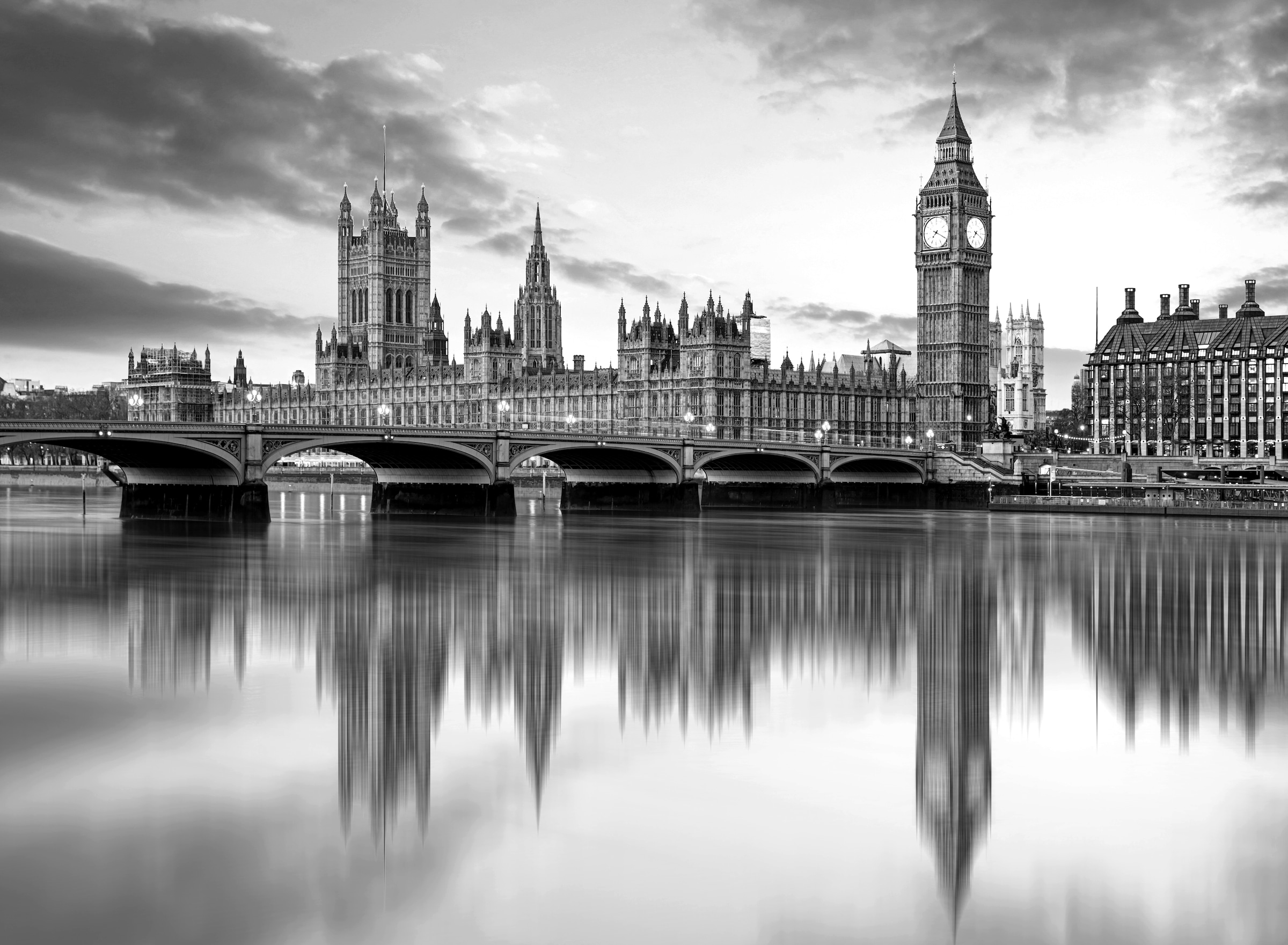 Papermoon Fototapete "London Schwarz & Weiß"