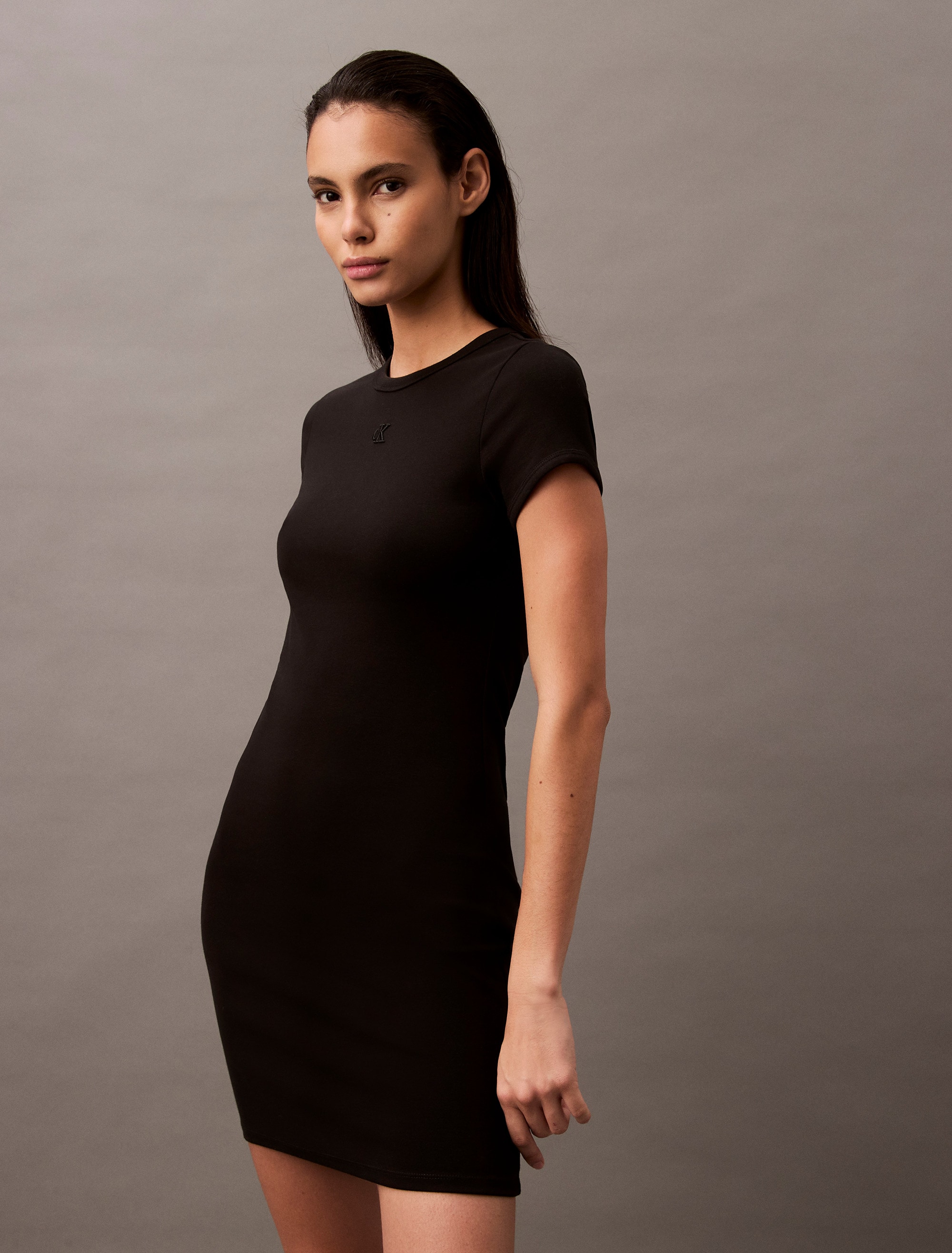 Calvin Klein Jeans Jerseykleid »SS CTN CNTR 1X1 RB S«, Mit Rundhalsausschnitt