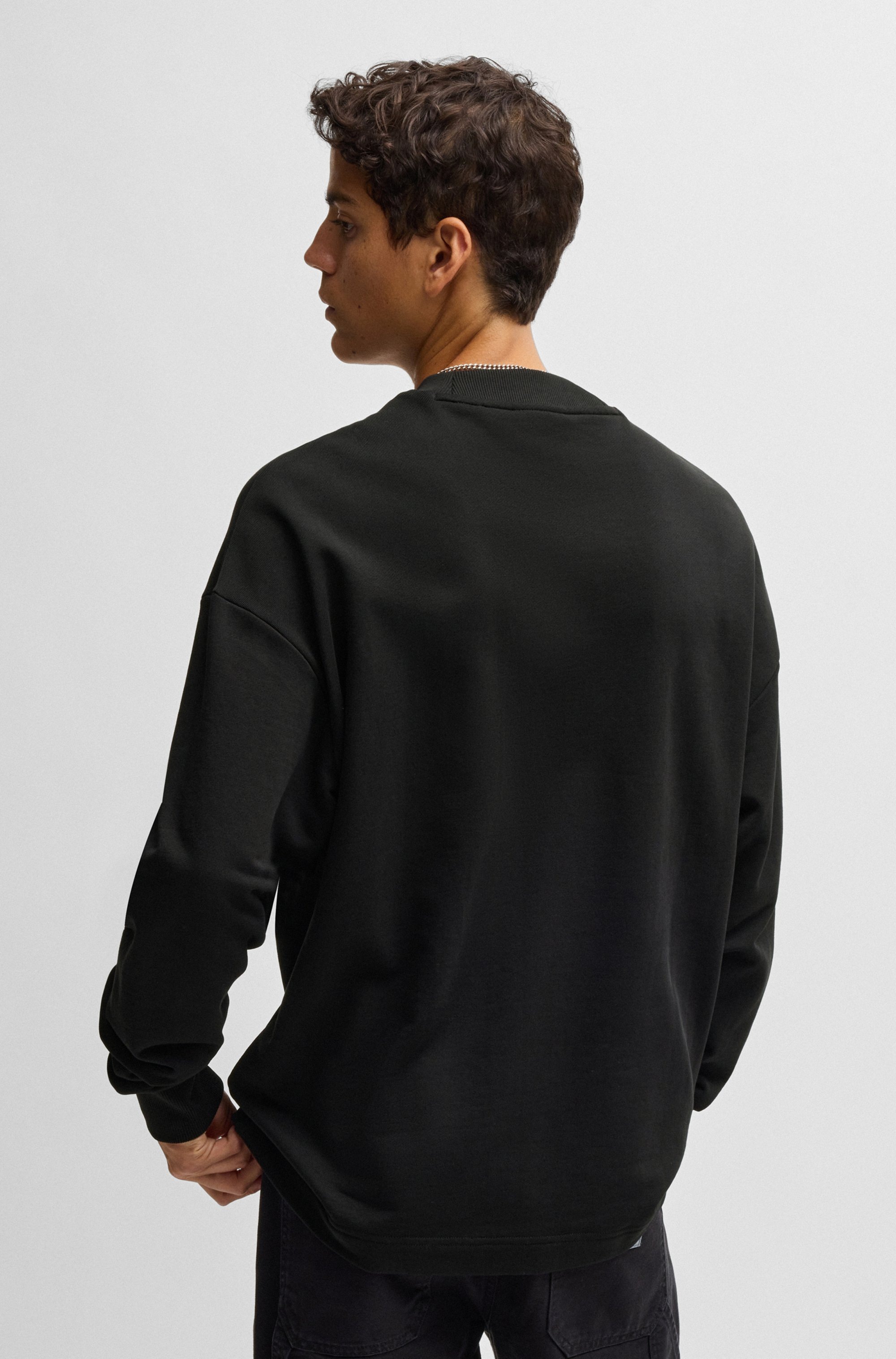 HUGO Blue Sweatshirt "Nedro", Rundhalsausschnitt, Regular Fit, Logo-Patch günstig online kaufen