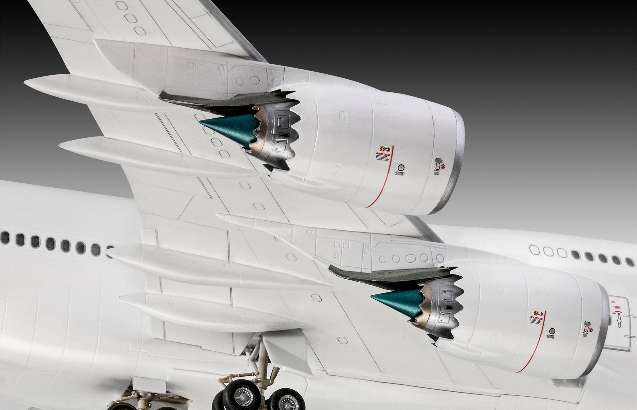 Revell® Modellbausatz »Boeing 747-8, Lufthansa New Livery«, 1:144, Made in Europe