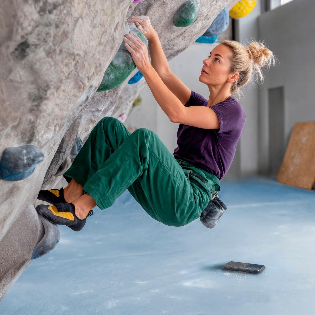 Hama Smartphone-Hülle »Handyhülle „Extreme Protect“ für iPhone 17 (f. MagSafe, stoßfest)«