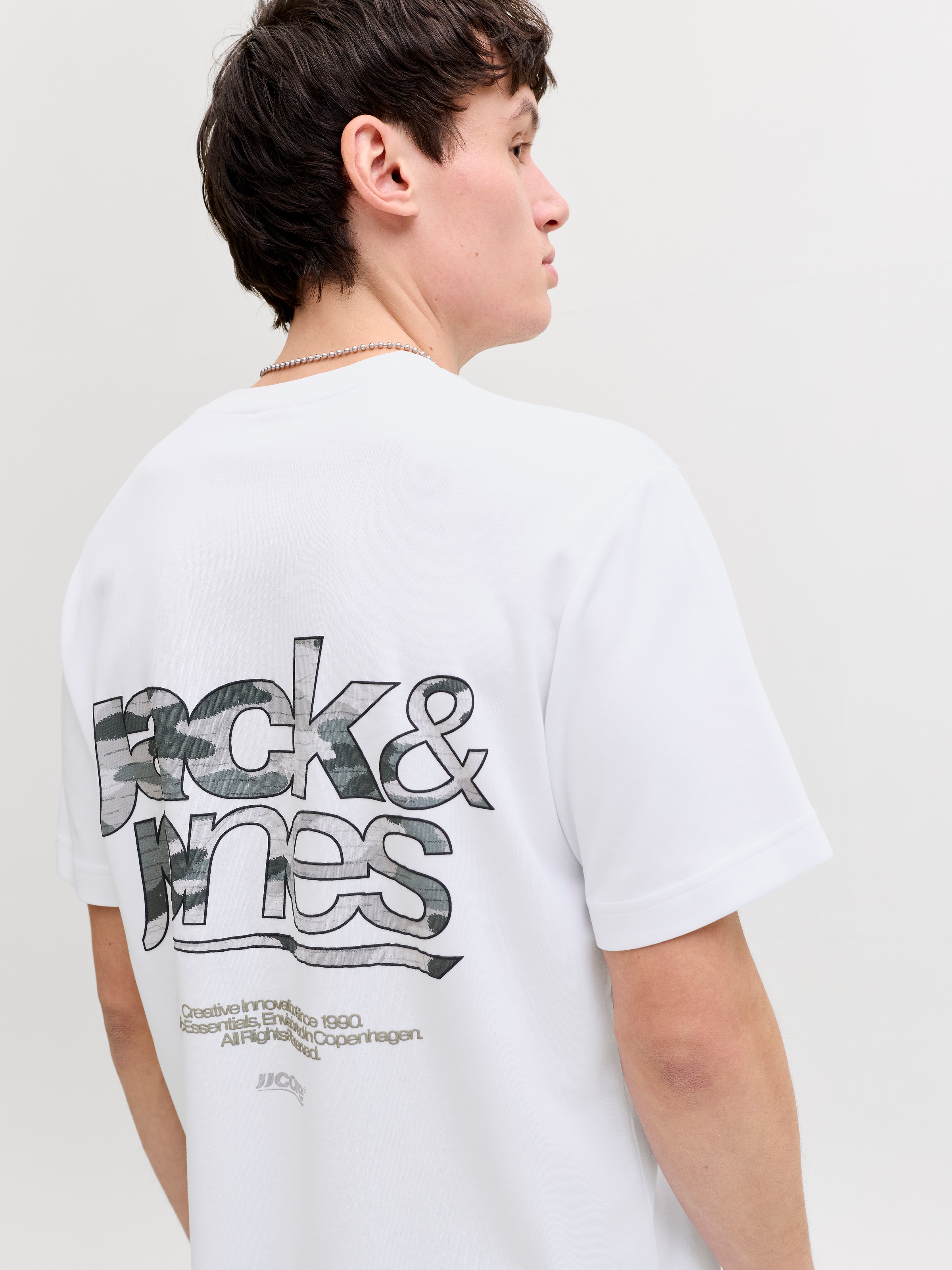 Jack & Jones T-Shirt "JCOBREEZE BACK PRINT TEE SS CREW EA26" günstig online kaufen