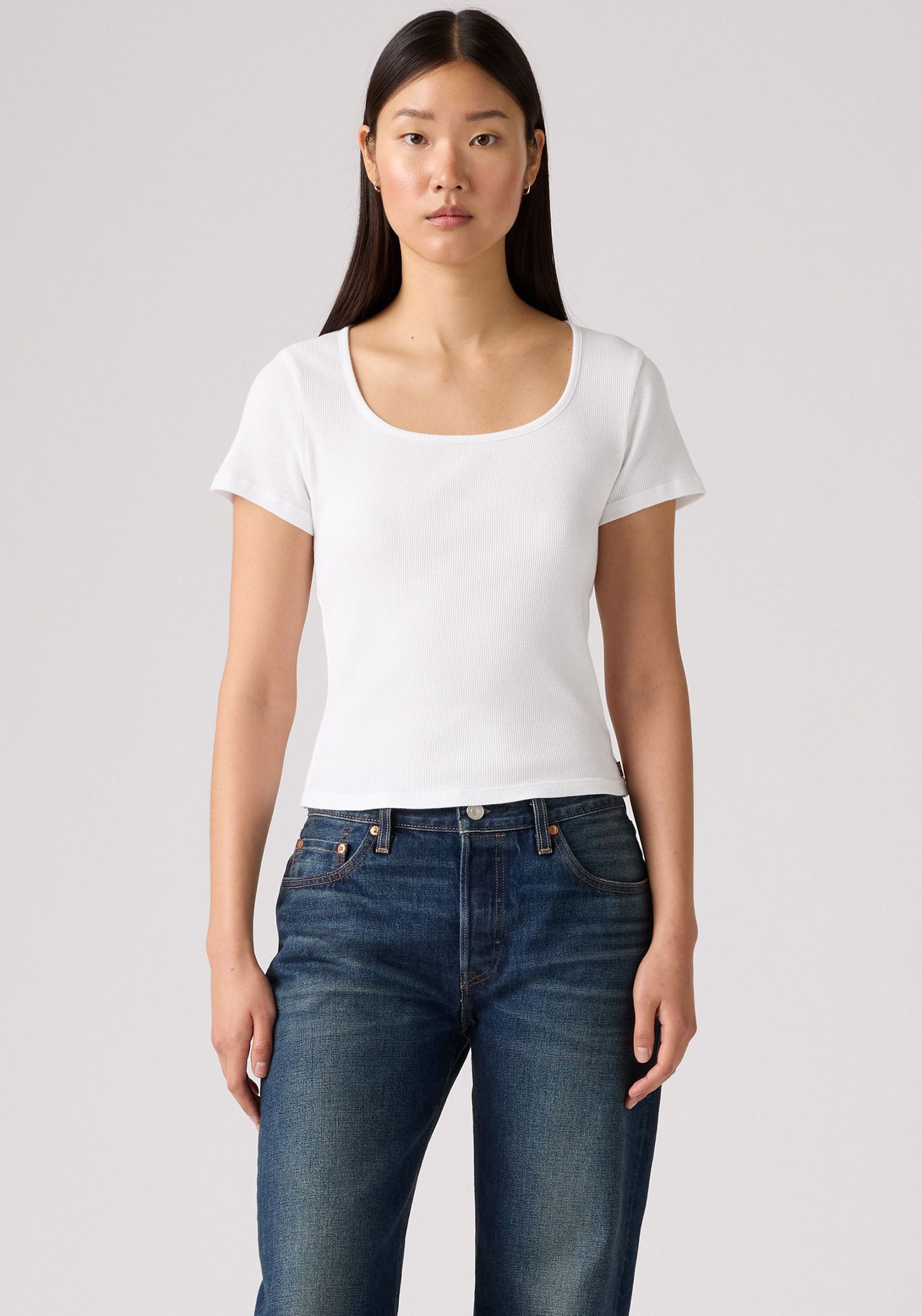 Levis T-Shirt "ESSENTIAL SQRD NE", Feinrippqualität günstig online kaufen