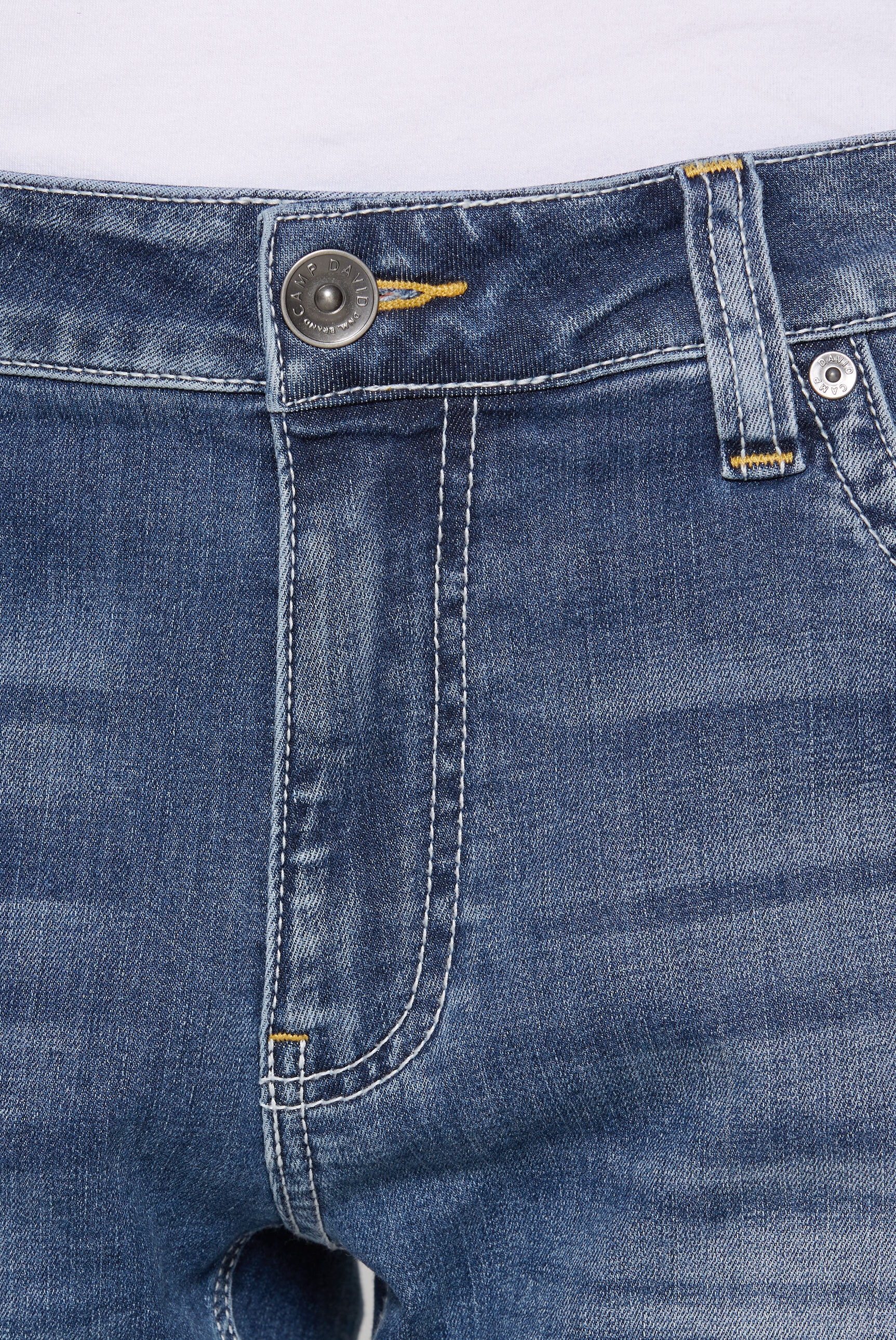CAMP DAVID Jeansshorts mit Destroy-Effekten