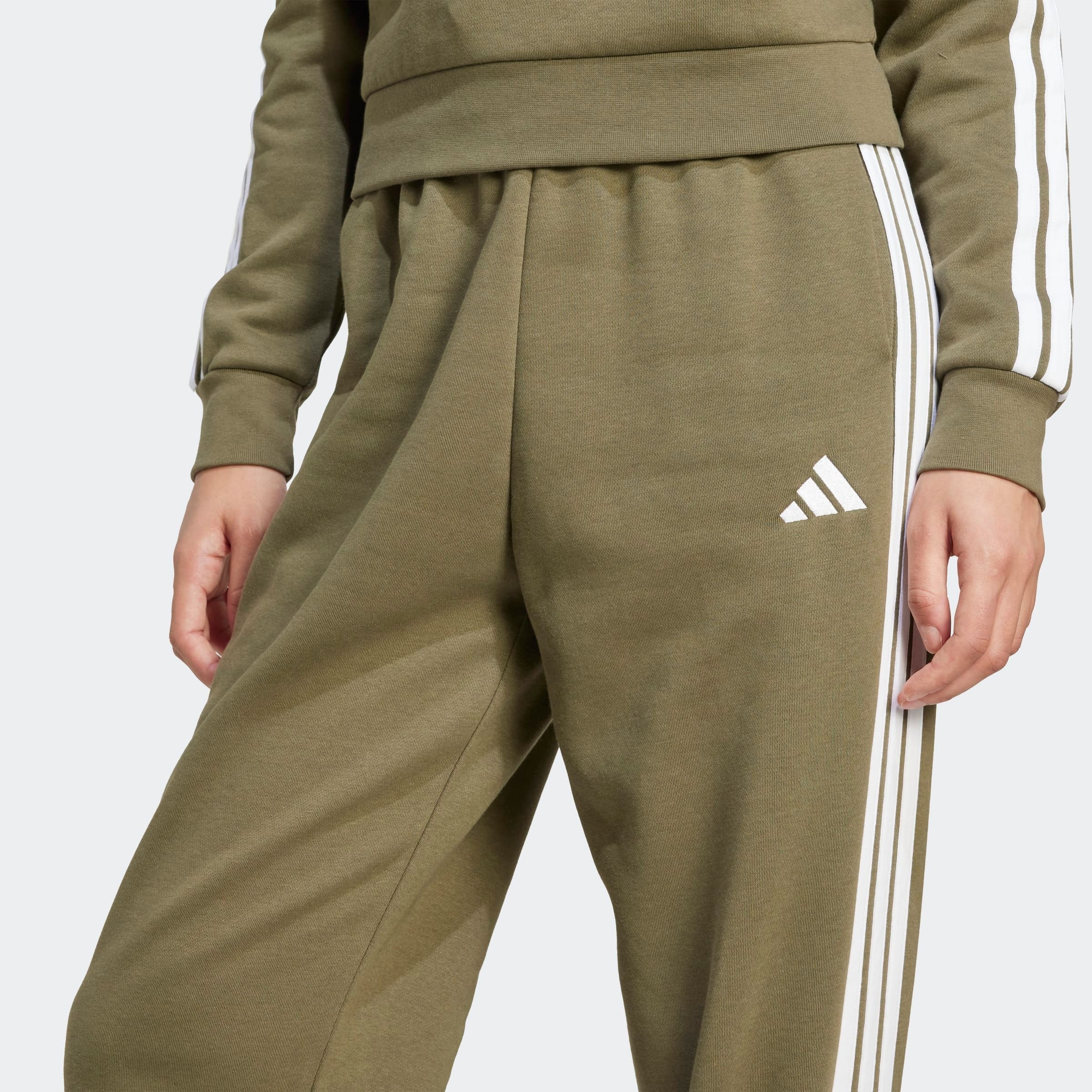 adidas Sportswear Sporthose »W 3S FL C PT«, (1 tlg.), Locker geschnitten, mit schmal zulaufender Beinform