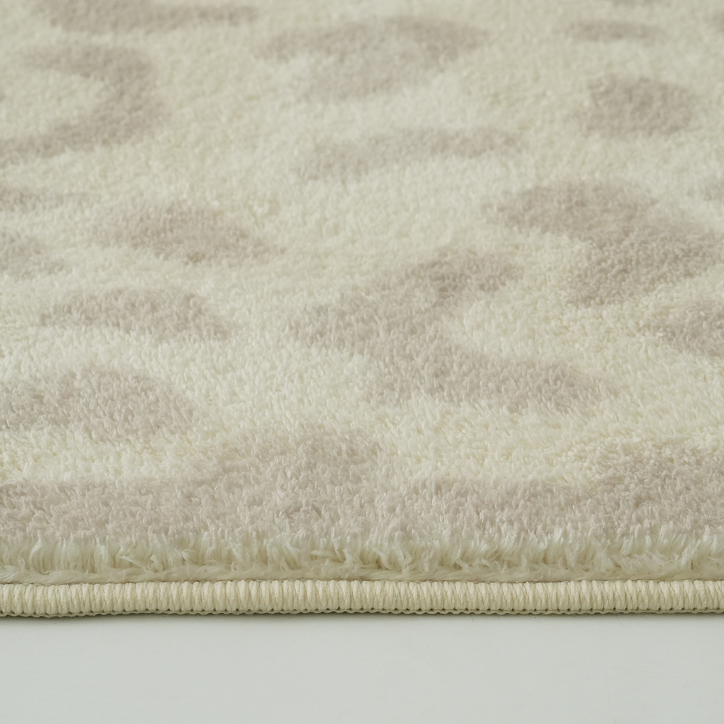 OTTO home Teppich »Leo, mit trendigem Leopardenmuster, waschbar« rechteckig 12 mm Höhe kuschelig & weich, modern, Animal Print, Wohnzimmer, Schlafzimmer