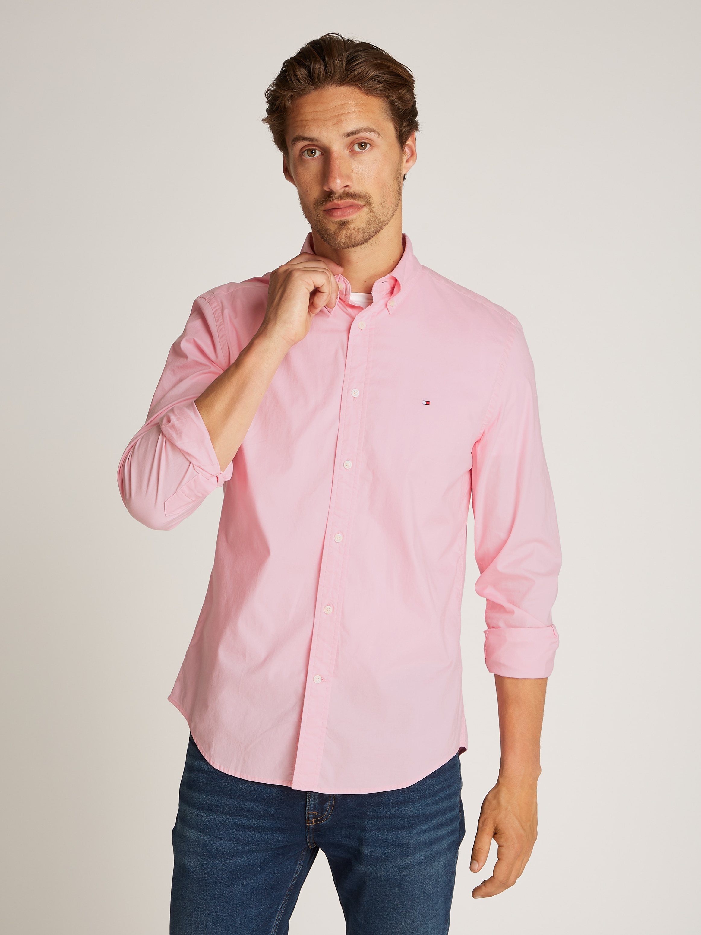 Tommy Hilfiger Businesshemd "FLEX POPLIN SOLID RF SHIRT 1", mit Logosticker günstig online kaufen