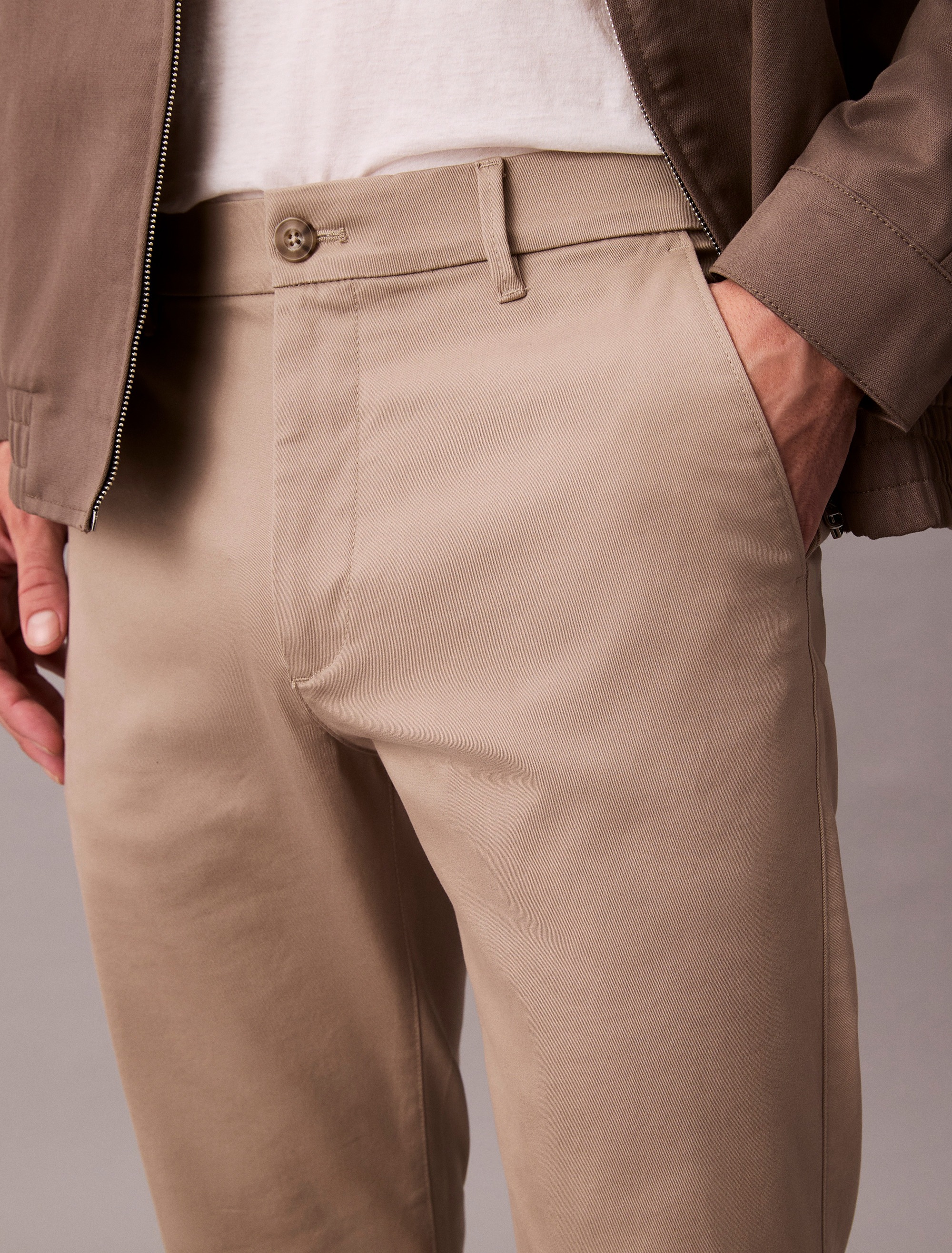Chinohose CALVIN KLEIN "SLM CTTN STRTCH CHN", Herren, Gr. 38, Länge 34, grün (vintage khaki), Web, Obermaterial: 90% Baumwolle, 8% Elastomultiester, 2% Elasthan, unifarben, slim fit lang, Hosen Chinohose, Mit Gürtelschlaufen 3
