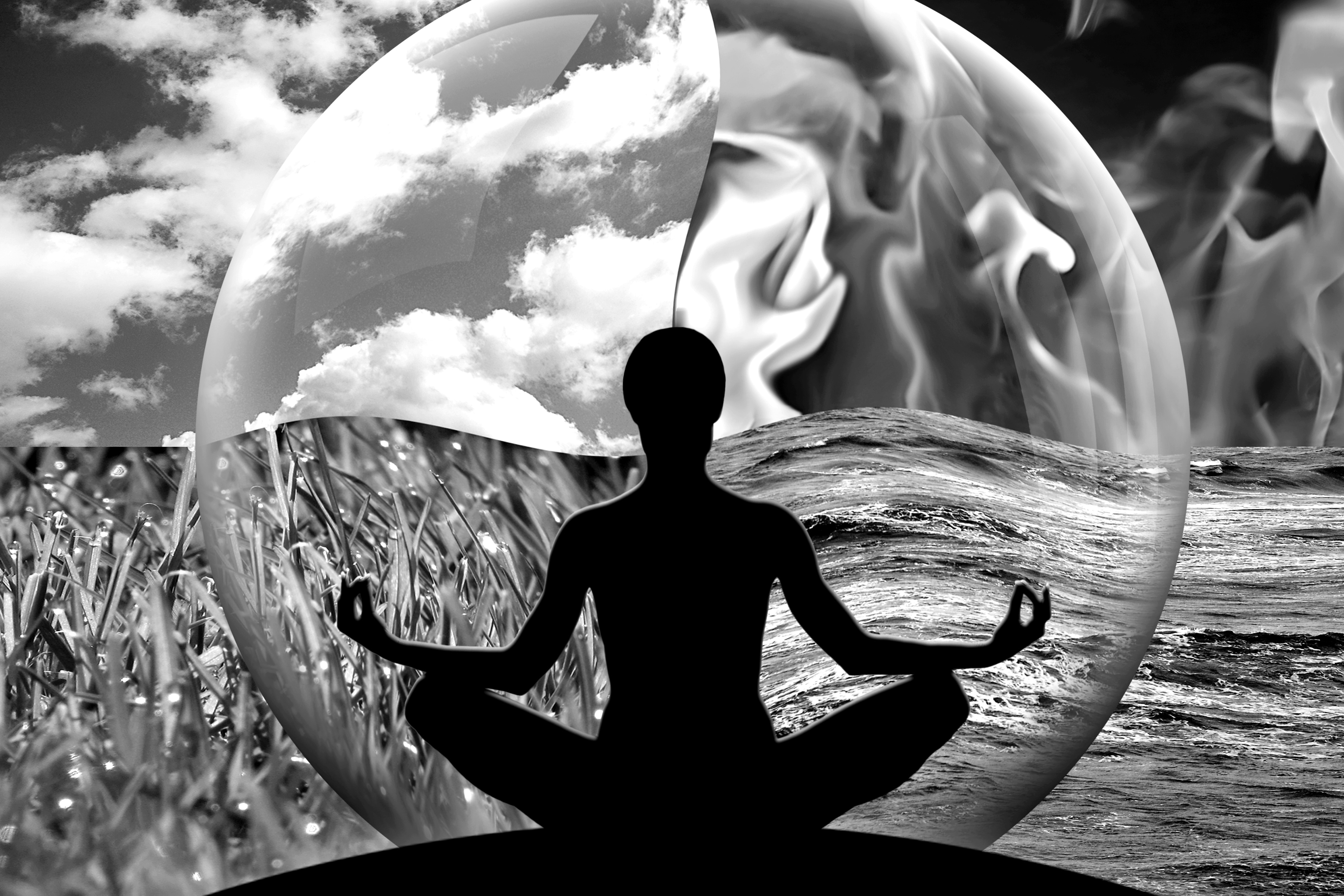 Papermoon Fototapete "Meditierende Frau Schwarz & Weiß"
