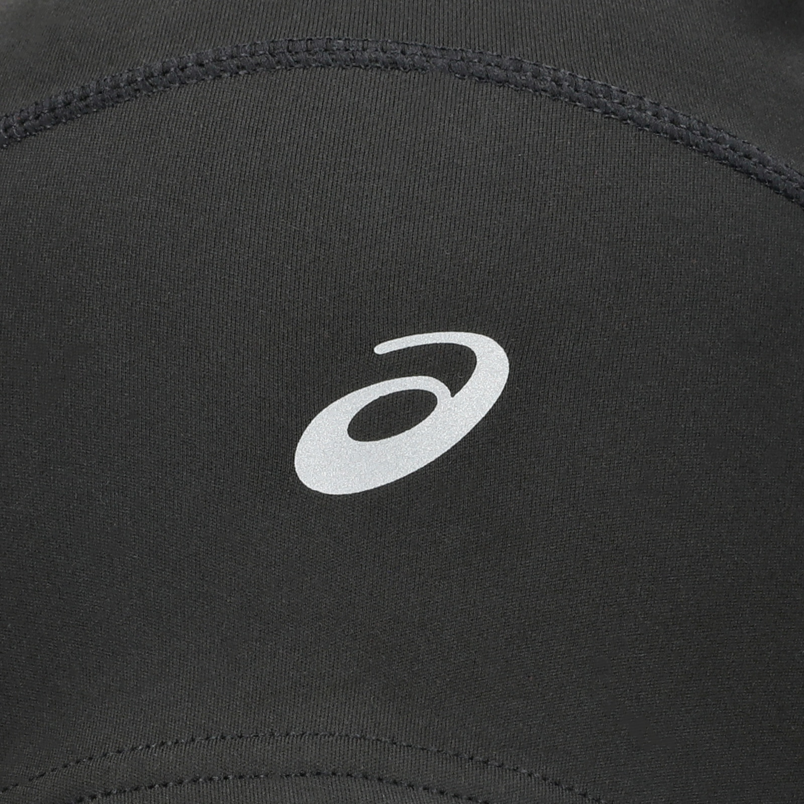 Asics Beanie »WINTER RUN BEANIE« Reflektierend, Unterstützende Passform, Haarschlitz hinten