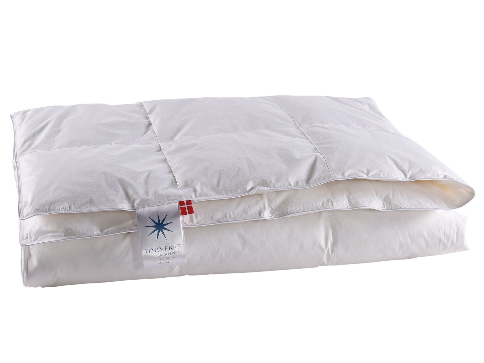Universe of sleeping Kunstfaserbettdecke »Pegasus, pflegeleicht, Allergikergeeignet, 3 Wärmekl., Made in Denmark«, normal, Füllung Mischung aus 50% Polyesterfasern & 50% Europäische Feder-Daunenfüllung, (1 St.)