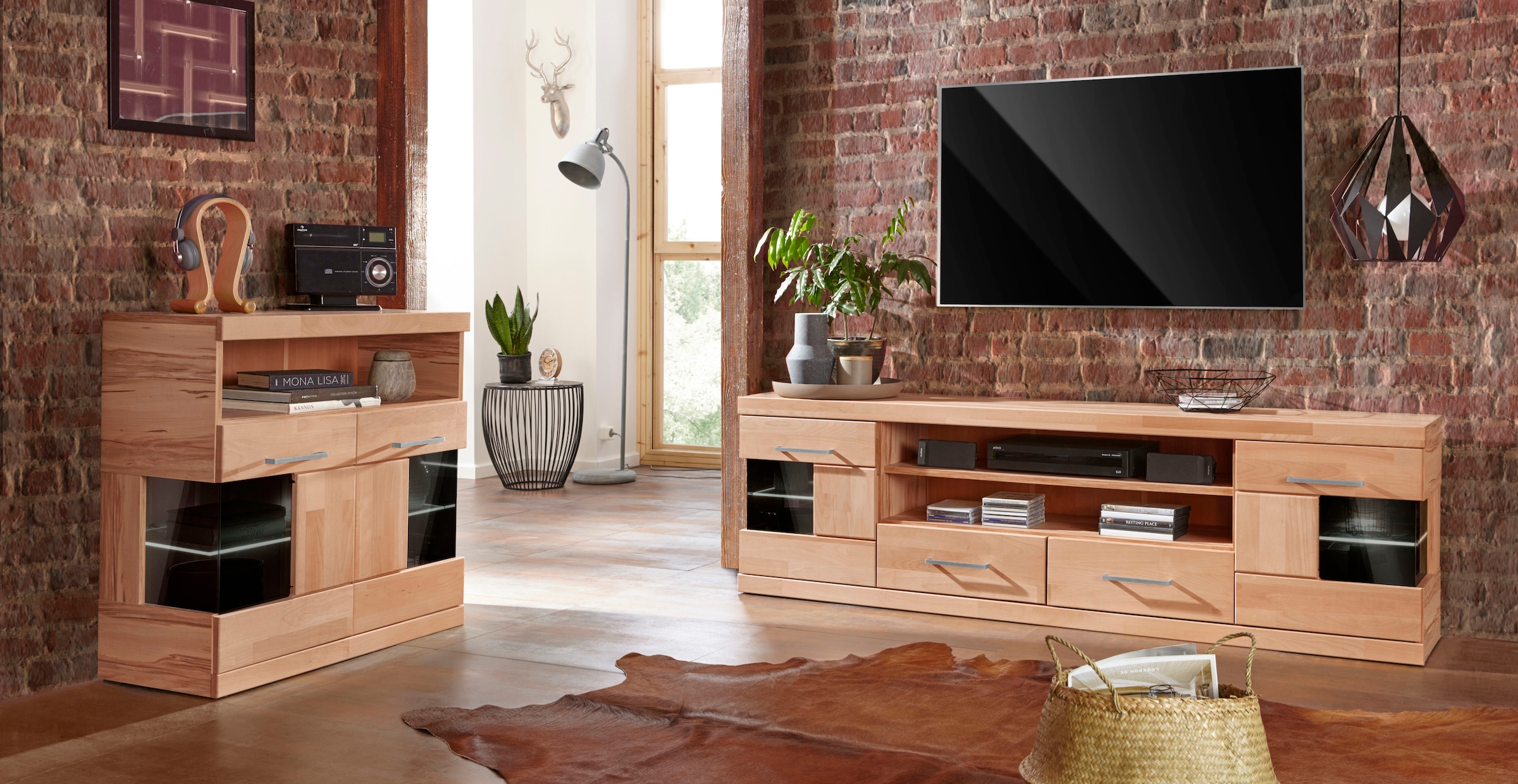 Home affaire Kommode »Ribe 85cm breit,35 cm tief, Fronten Massivholz,2 Türen mit Glaseinsatz«, Holz massiv, Holzwerkstoff,3 breite Fächer