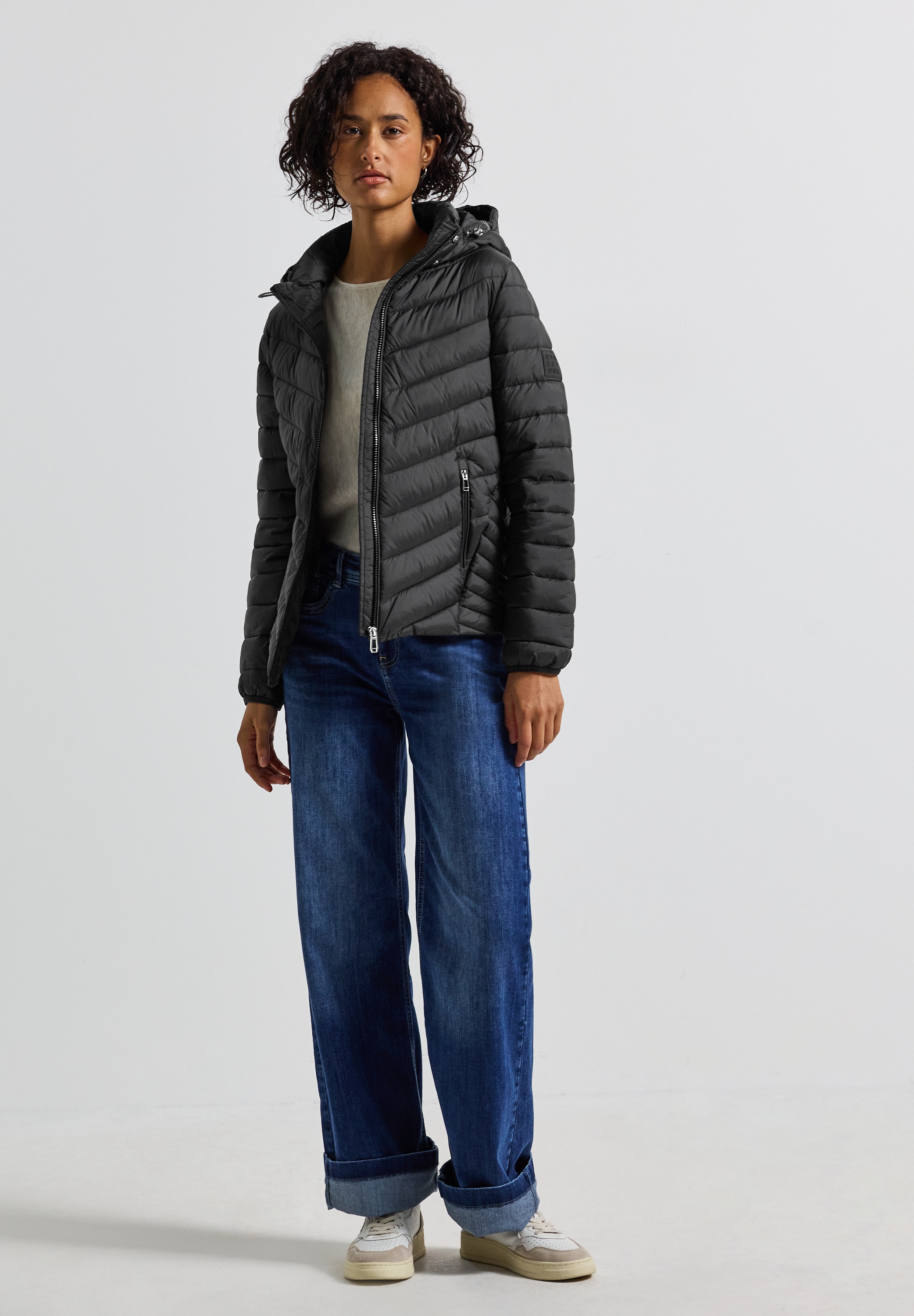 STREET ONE Steppjacke, mit Kapuze, mit Kapuze mit Gummizug