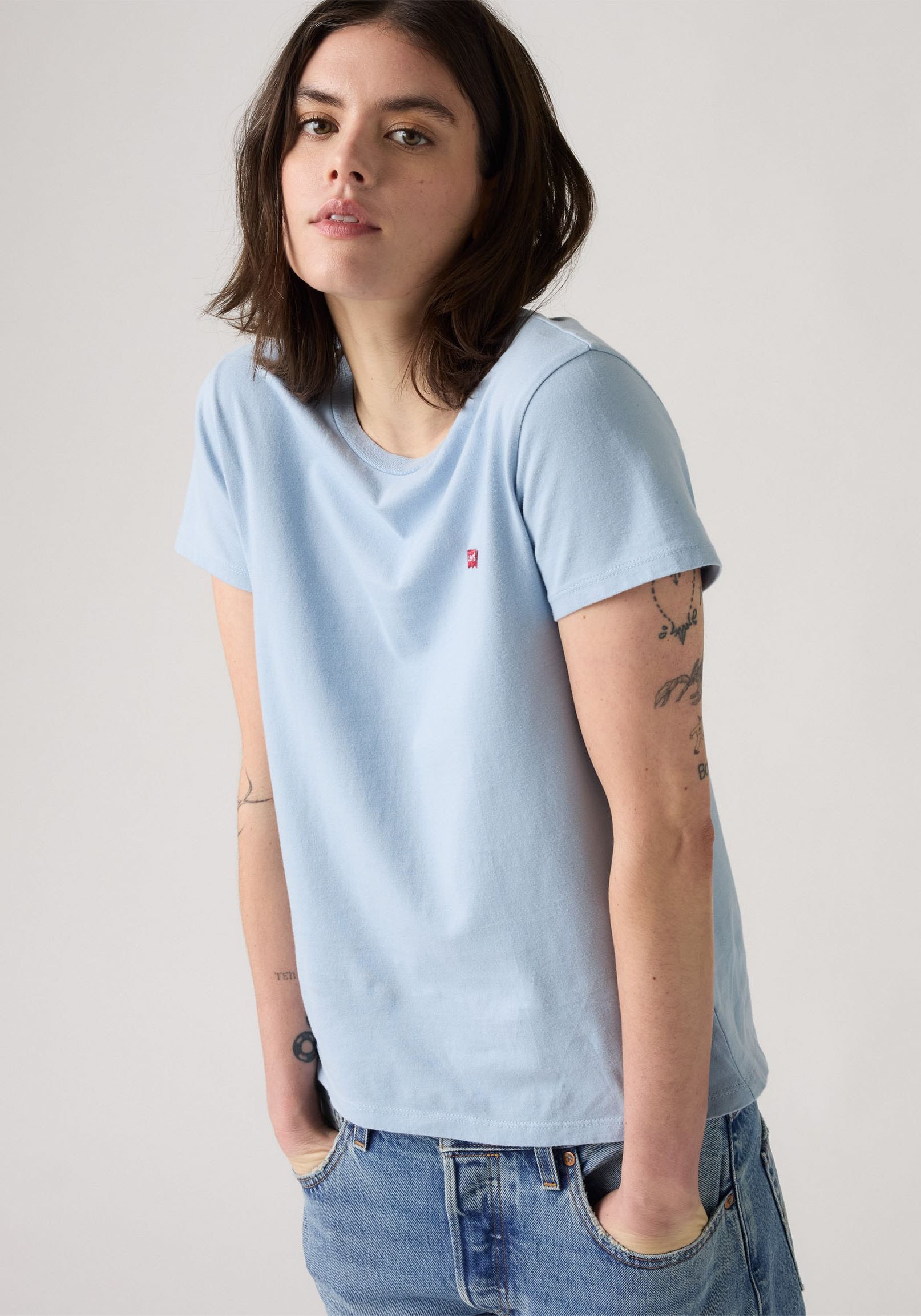 Levi's® T-Shirt »TEE Minilogo«, mit kleiner Logostickerei