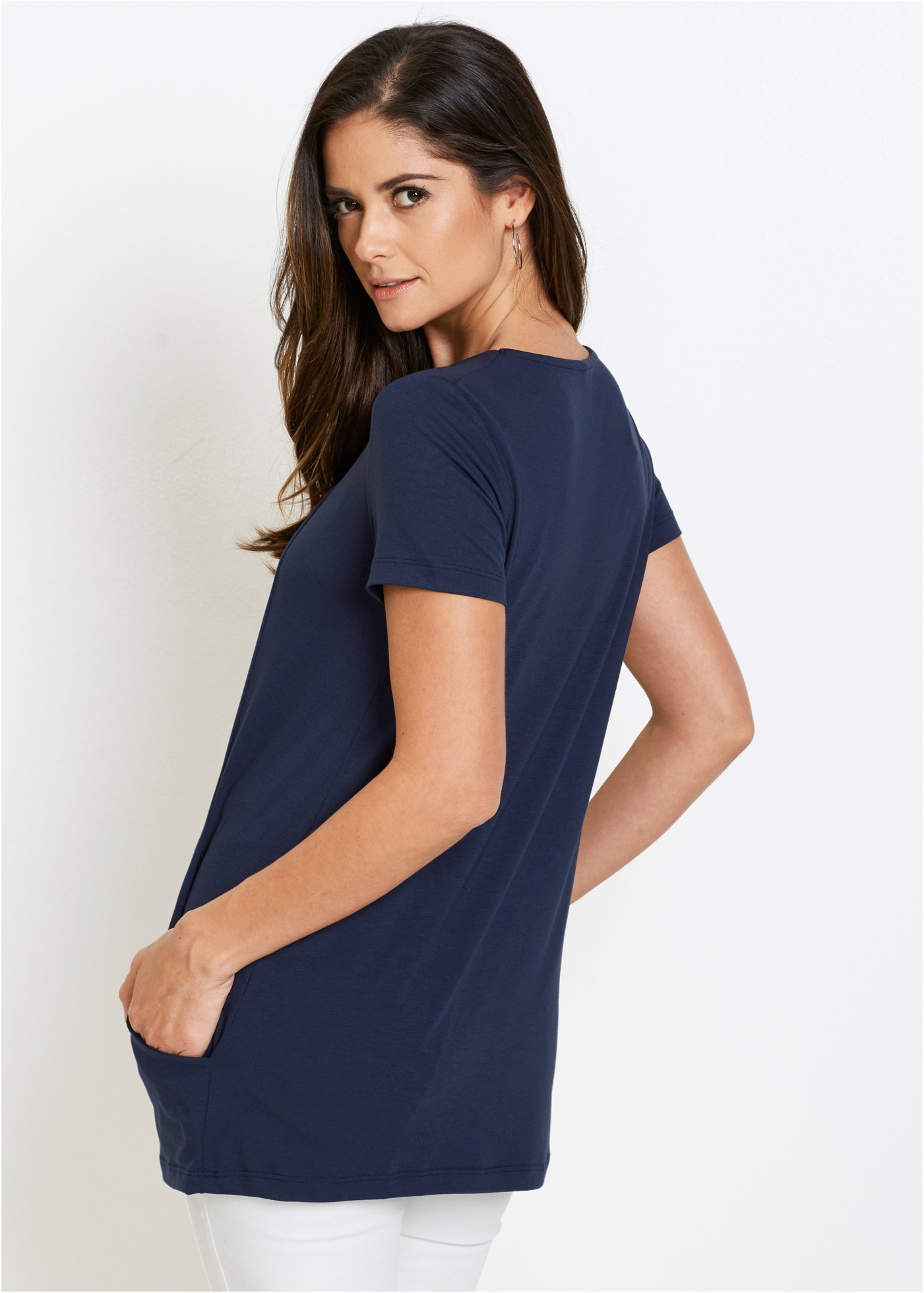 bonprix Longshirt figurumspielende Passform, Kurzarm, mit Eingriffstaschen günstig online kaufen