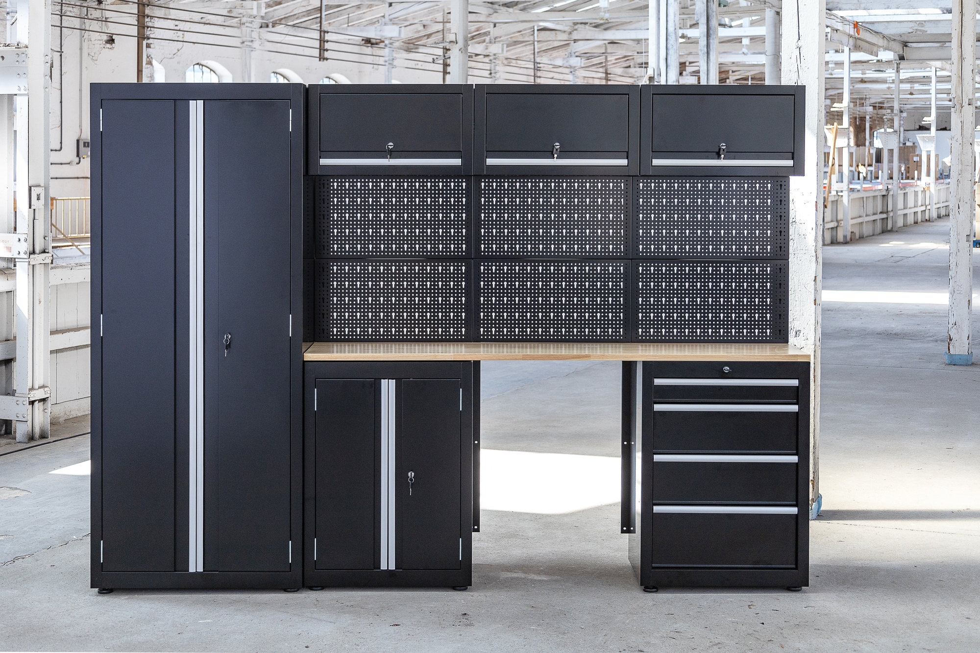 ONDIS24 Werkstatt-Set »Männerküche 260cm, Schwarz« 8 tlg. tlg. teilvormontiert, viel Stauraum, robuste Fläche, Stahl, frei stellbar