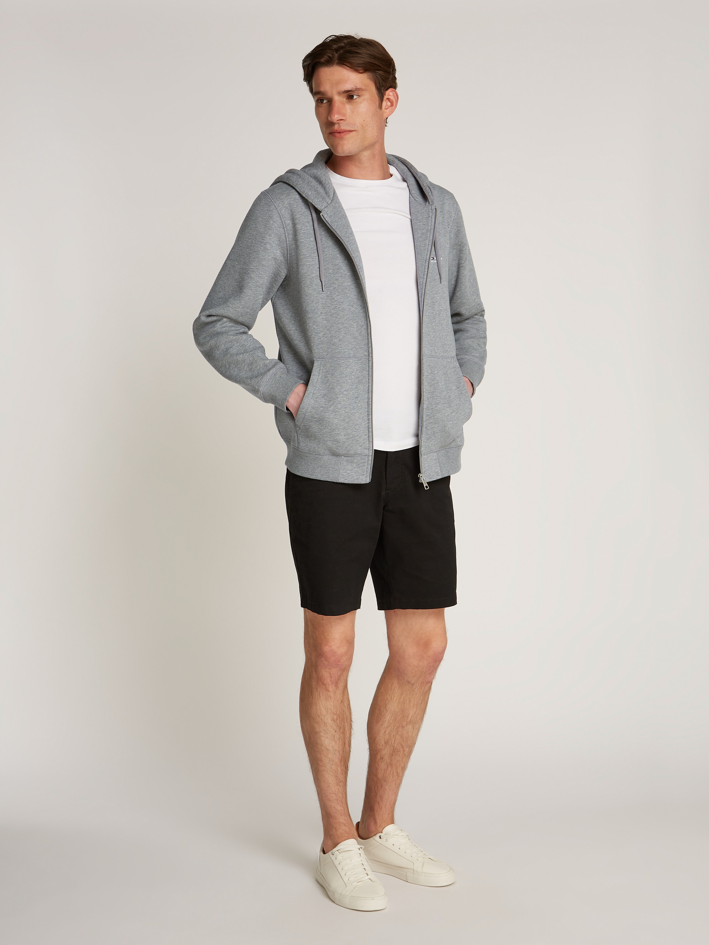 Tommy Hilfiger Sweatjacke »SMALL TOMMY LOGO ZIP HDD«, mit Logoschriftzug