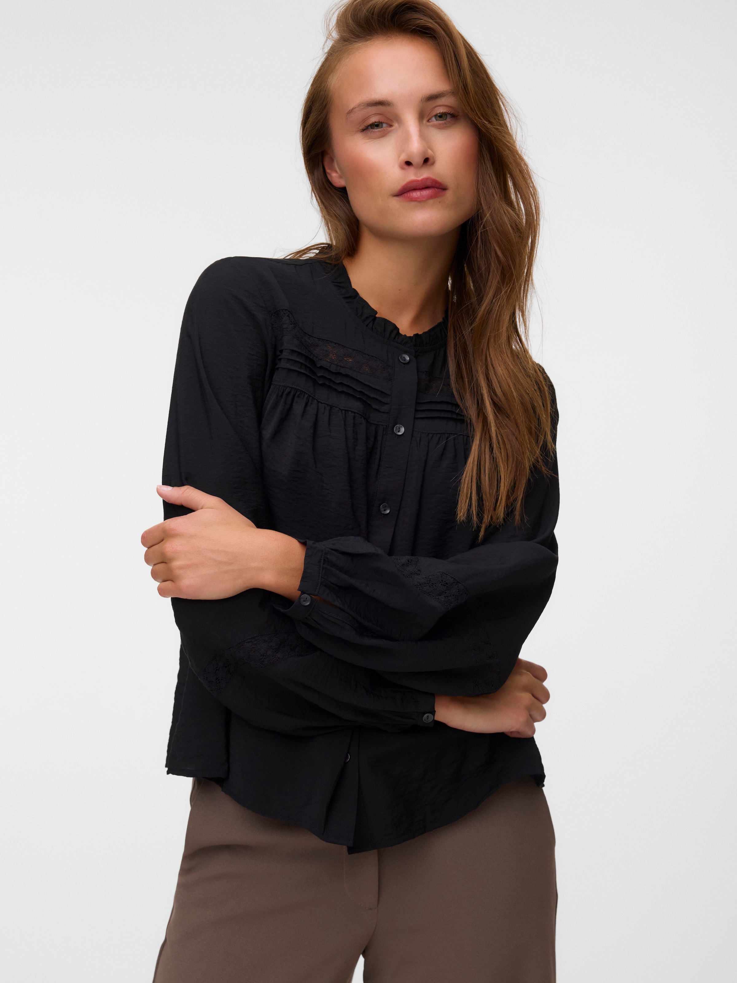 Vero Moda Langarmbluse »VMCASEY LS LACE SHIRT WVN NOOS« Viskosemischung, regular fit