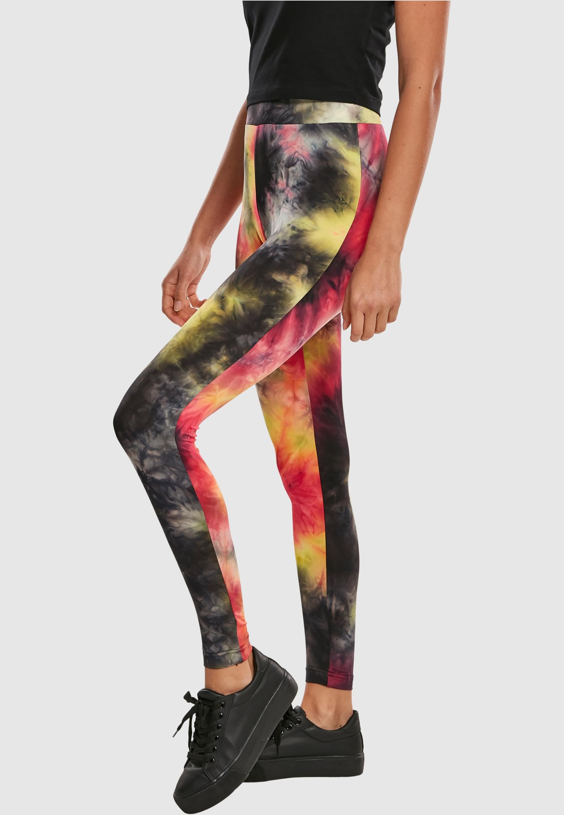 URBAN CLASSICS Leggings »Urban Classics Damen Ladies Tie Dye High Waist Leggings«, (1 tlg.)