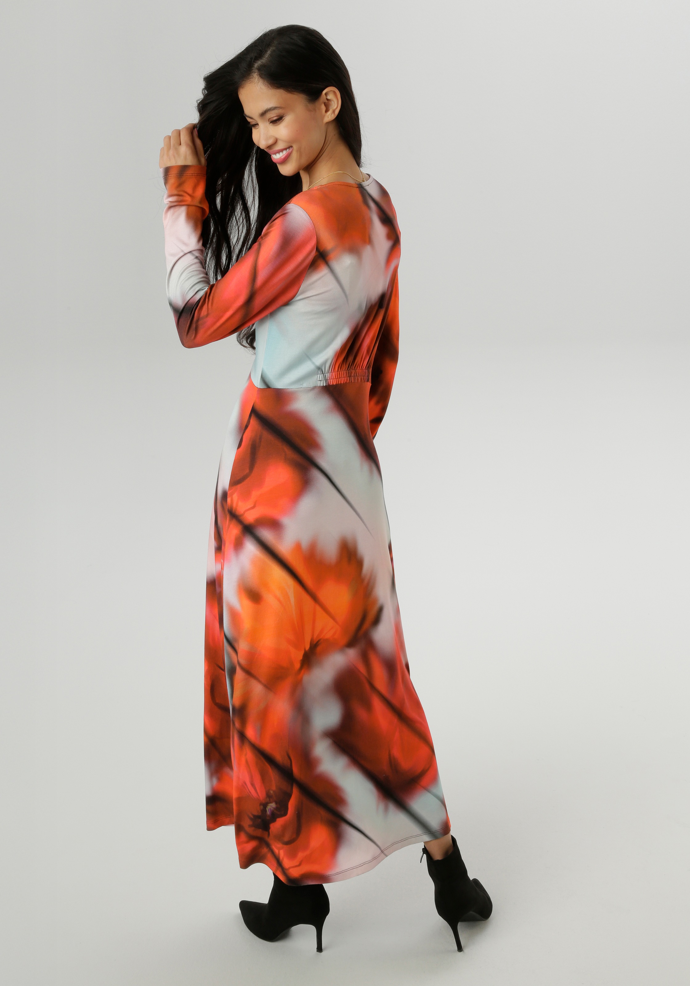 Aniston SELECTED Midikleid mit Smok-Details günstig online kaufen