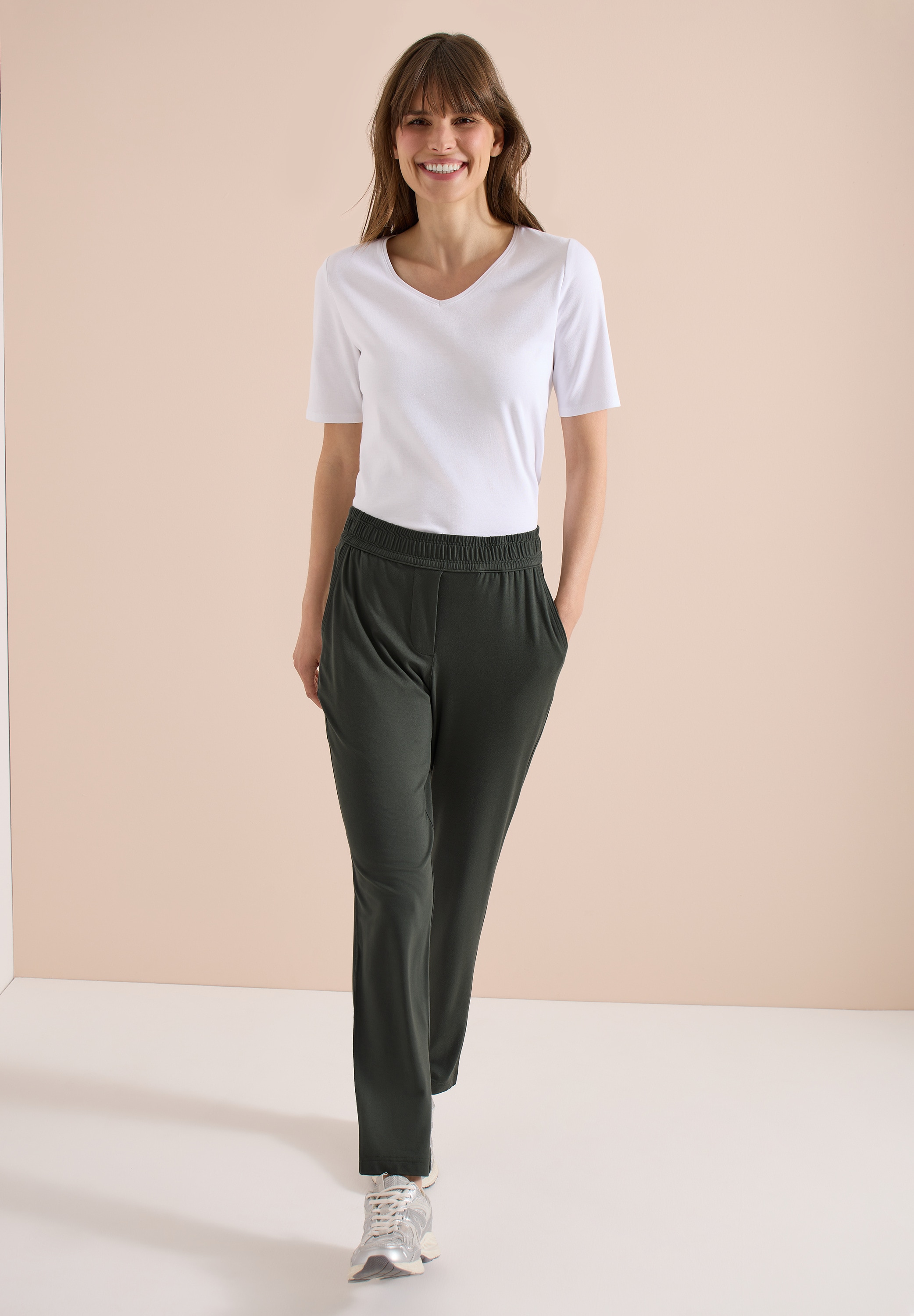 Cecil Jogger Pants  Middle Waist