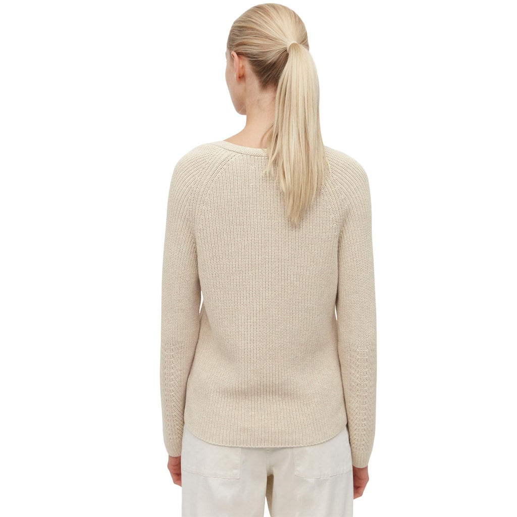 Marc O'Polo Strickpullover, mit dekorativem Strickmuster am Ärmel und V-Neck