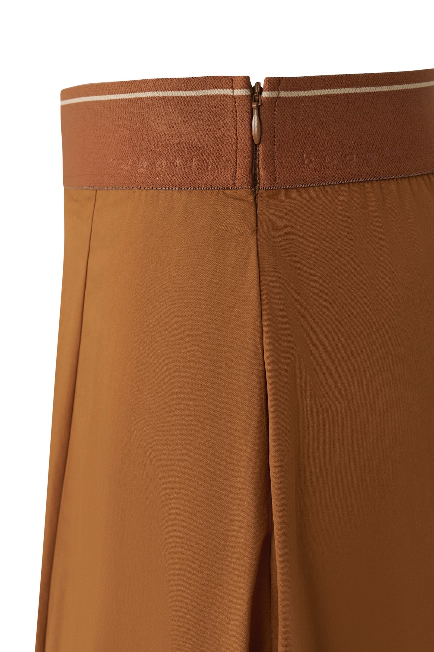 bugatti Shorts, Hosenrock