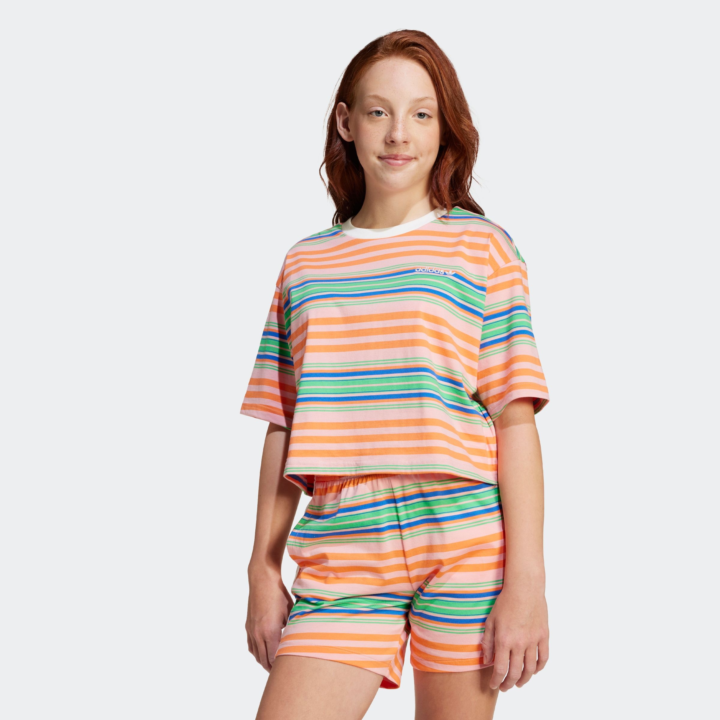 adidas Originals T-Shirt "STRIPED KIDS CROP" für Kinder und Teens, lockere Passform, kürzerer Schnitt