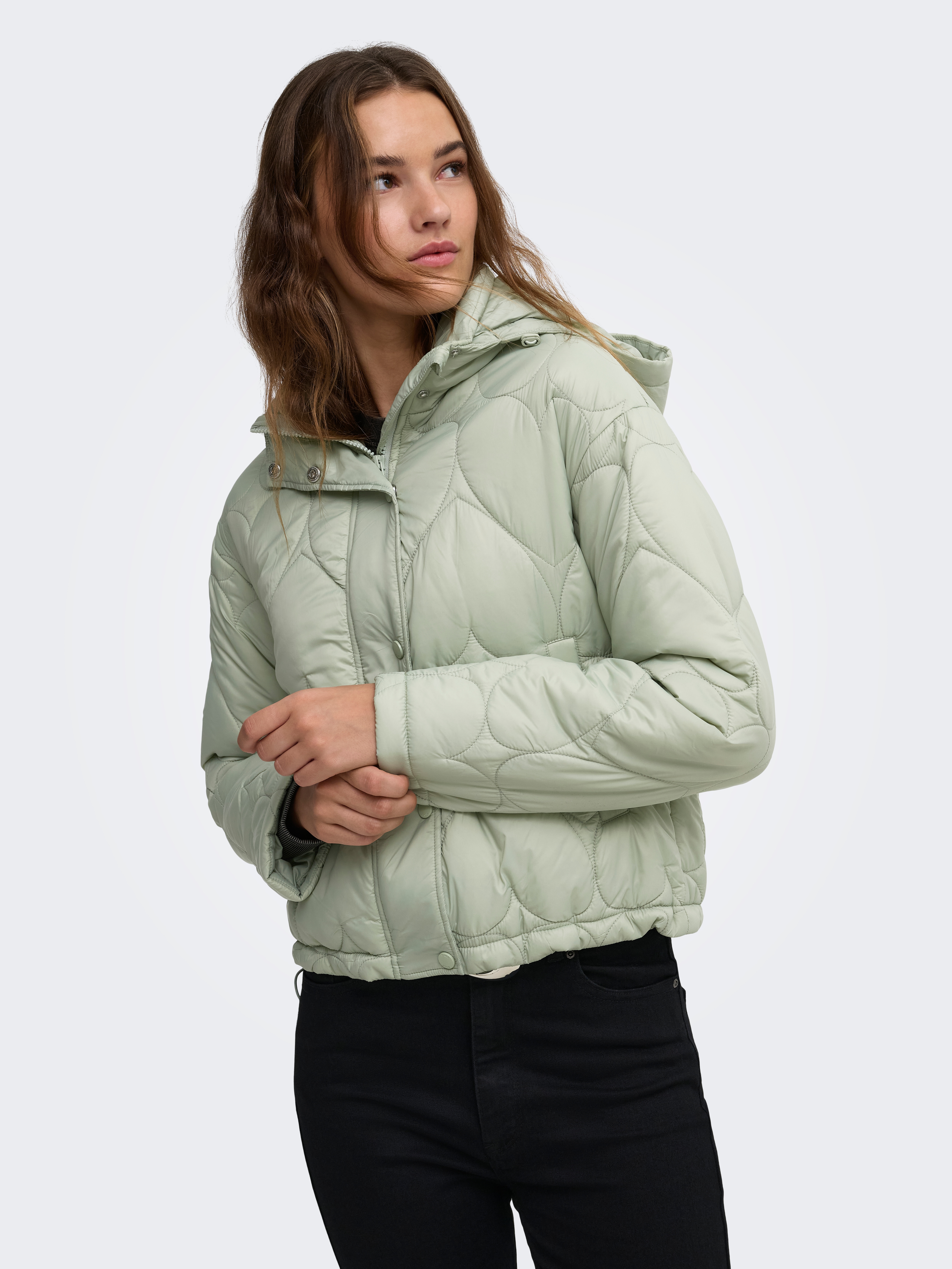 ONLY Steppjacke "ONLTAHIA LW HEART HOOD JACKET CC OTW" mit Kapuze Kunstfaser